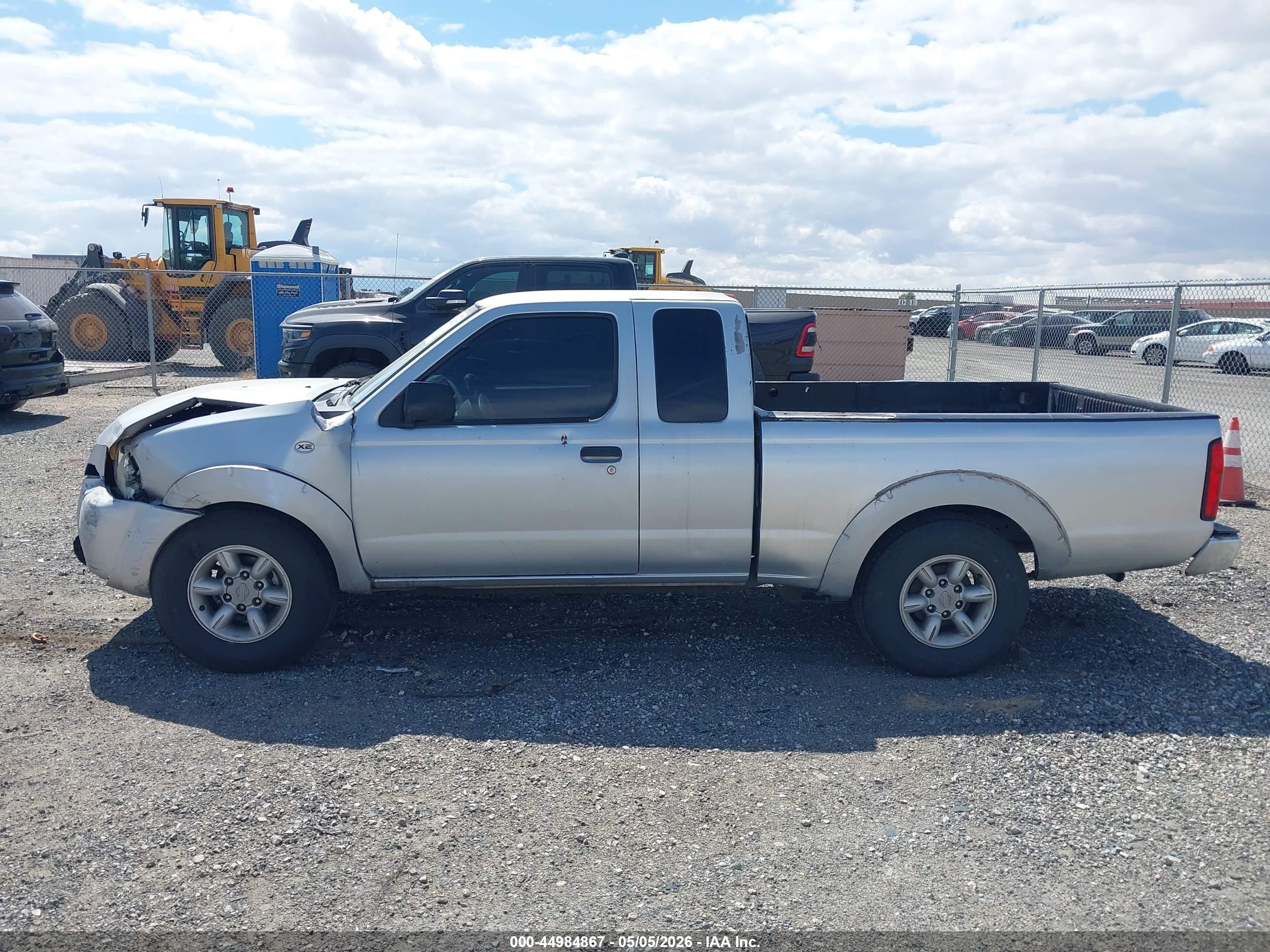 2001 Nissan Frontier Xe Silver vin: 1N6DD26S61C339093