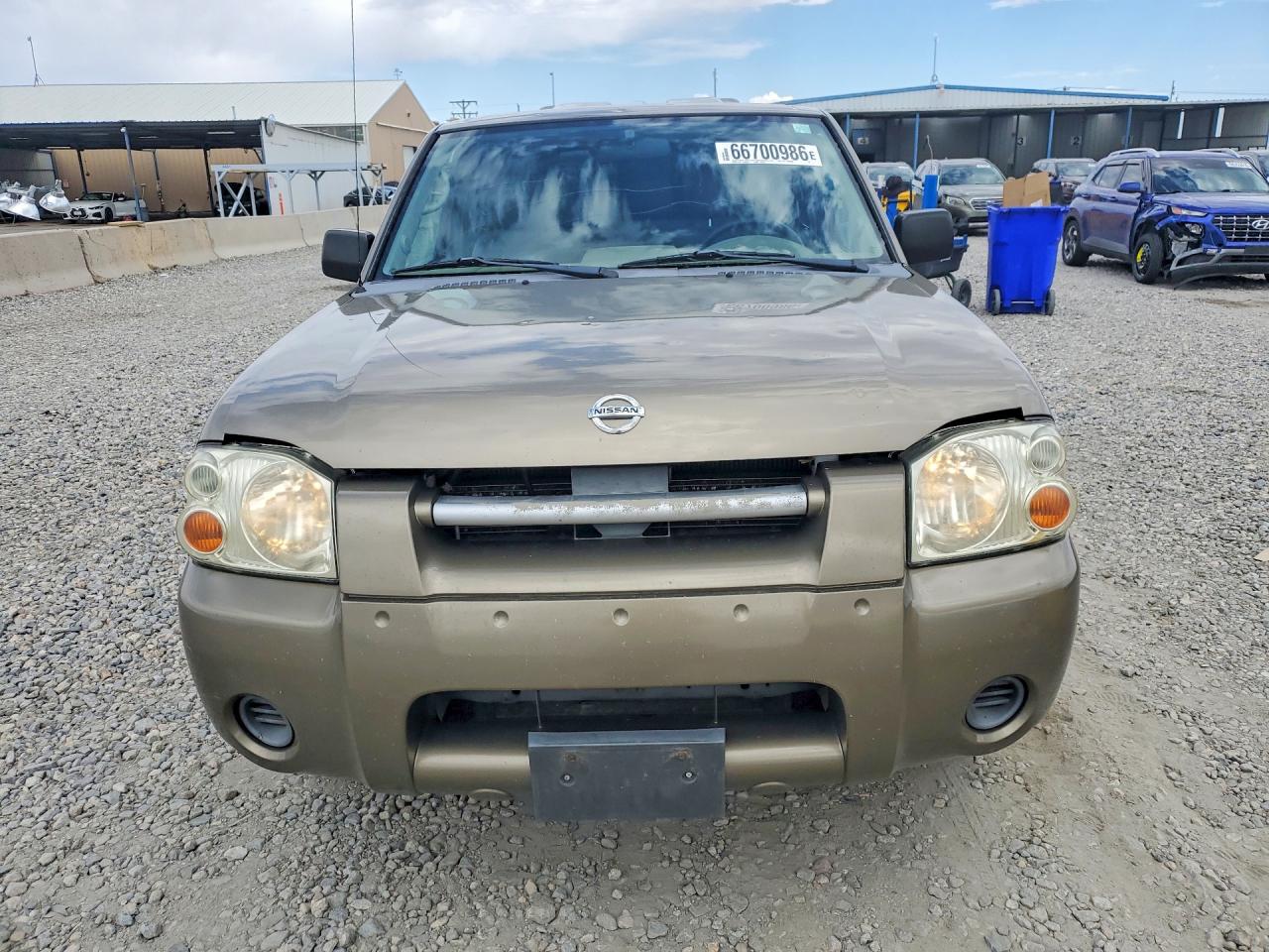 2002 Nissan Frontier Standard Желто-коричневый vin: 1N6DD26S62C313806