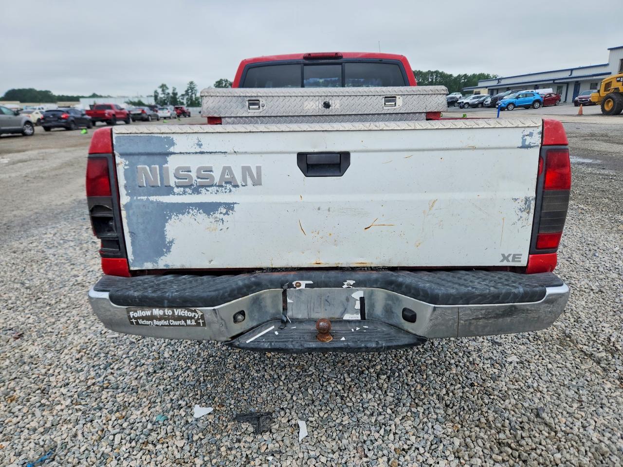 2000 Nissan Frontier Xe Red vin: 1N6DD26S6YC357328