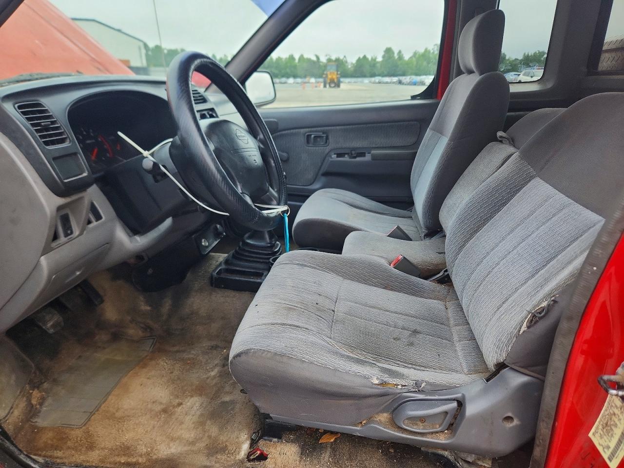 2000 Nissan Frontier Xe Red vin: 1N6DD26S6YC357328