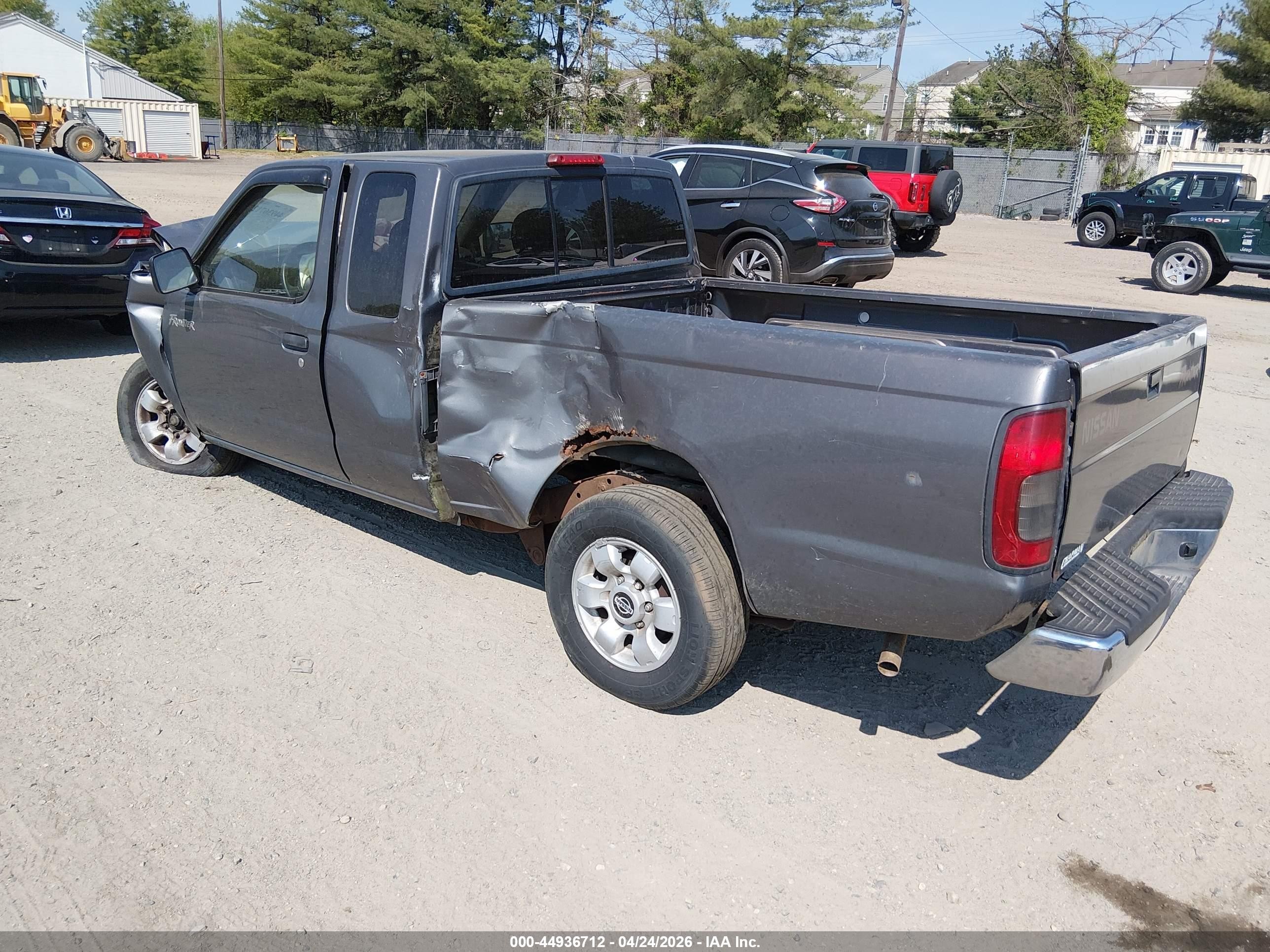 2000 Nissan Frontier Xe Gray vin: 1N6DD26S6YC417835