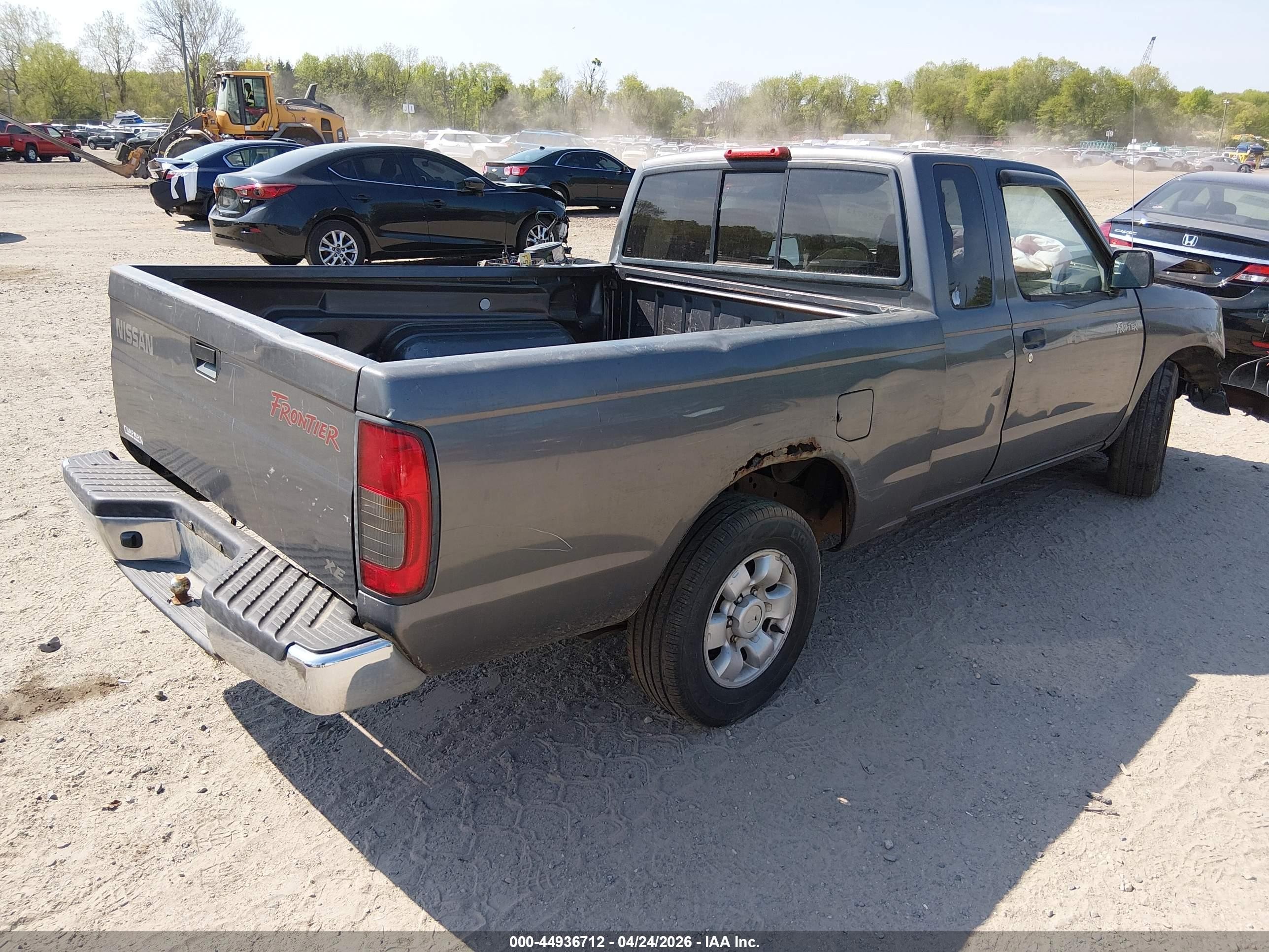 2000 Nissan Frontier Xe Gray vin: 1N6DD26S6YC417835