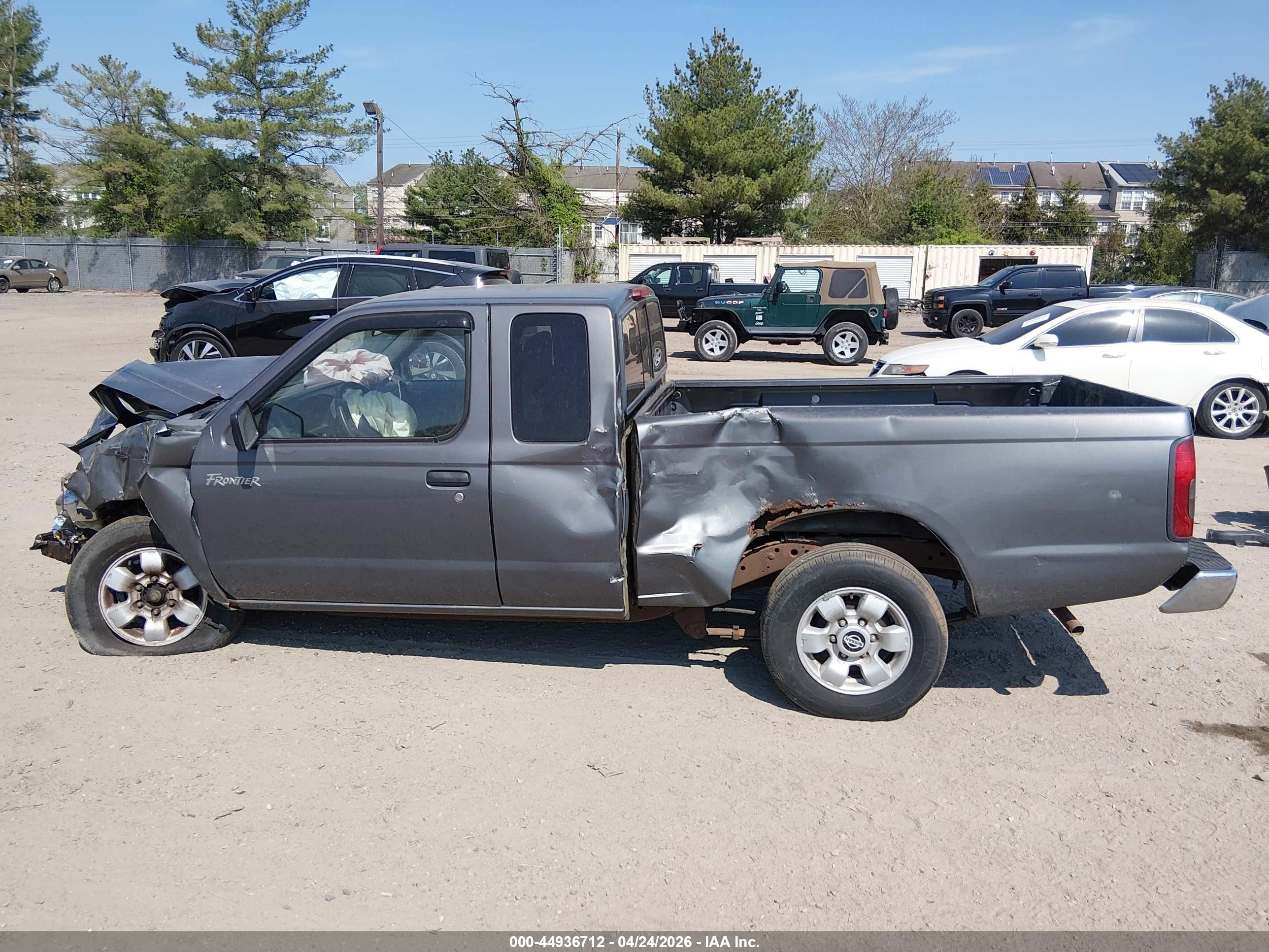 2000 Nissan Frontier Xe Gray vin: 1N6DD26S6YC417835
