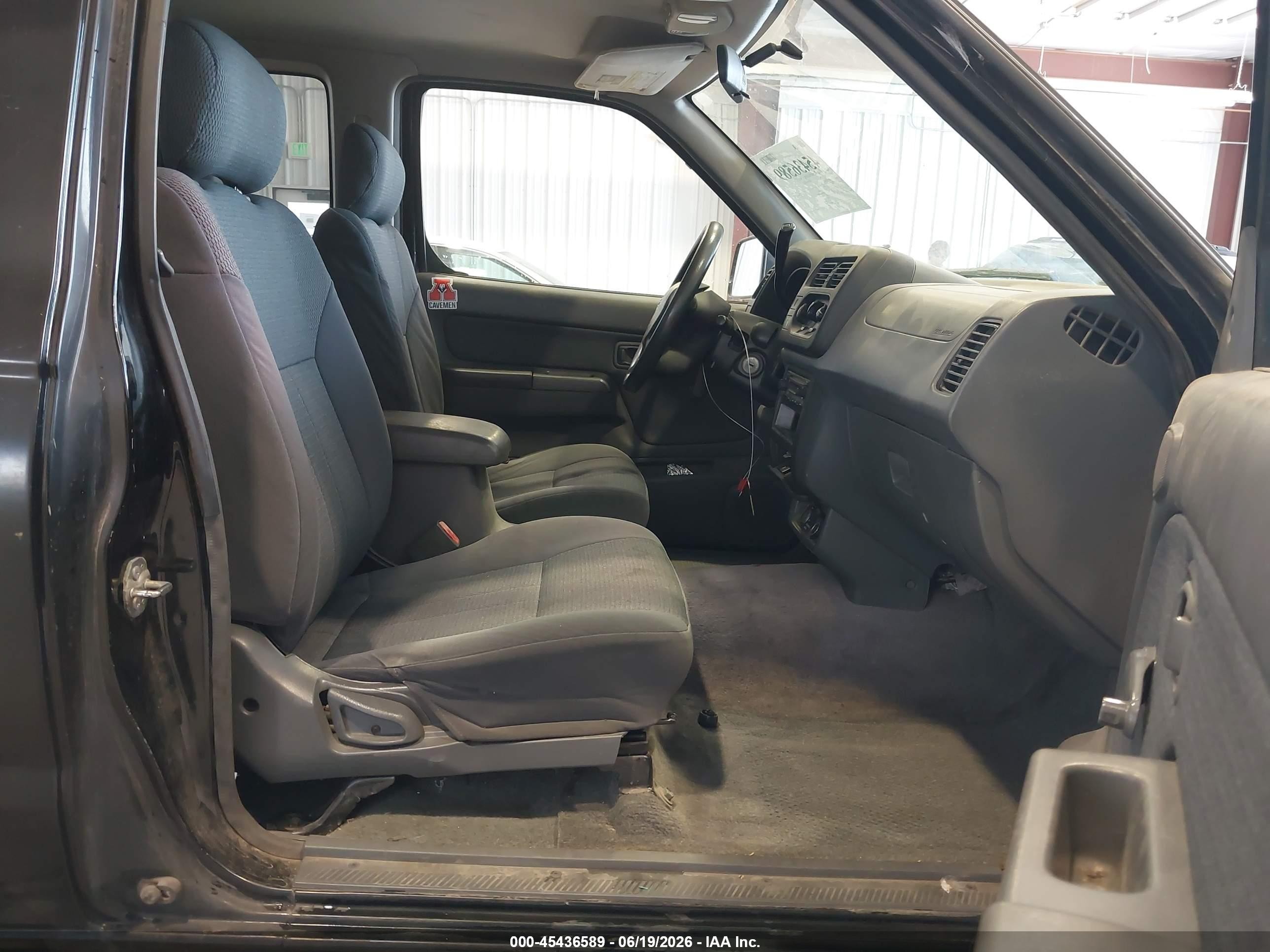 2001 Nissan Frontier Xe Black vin: 1N6DD26S71C397455
