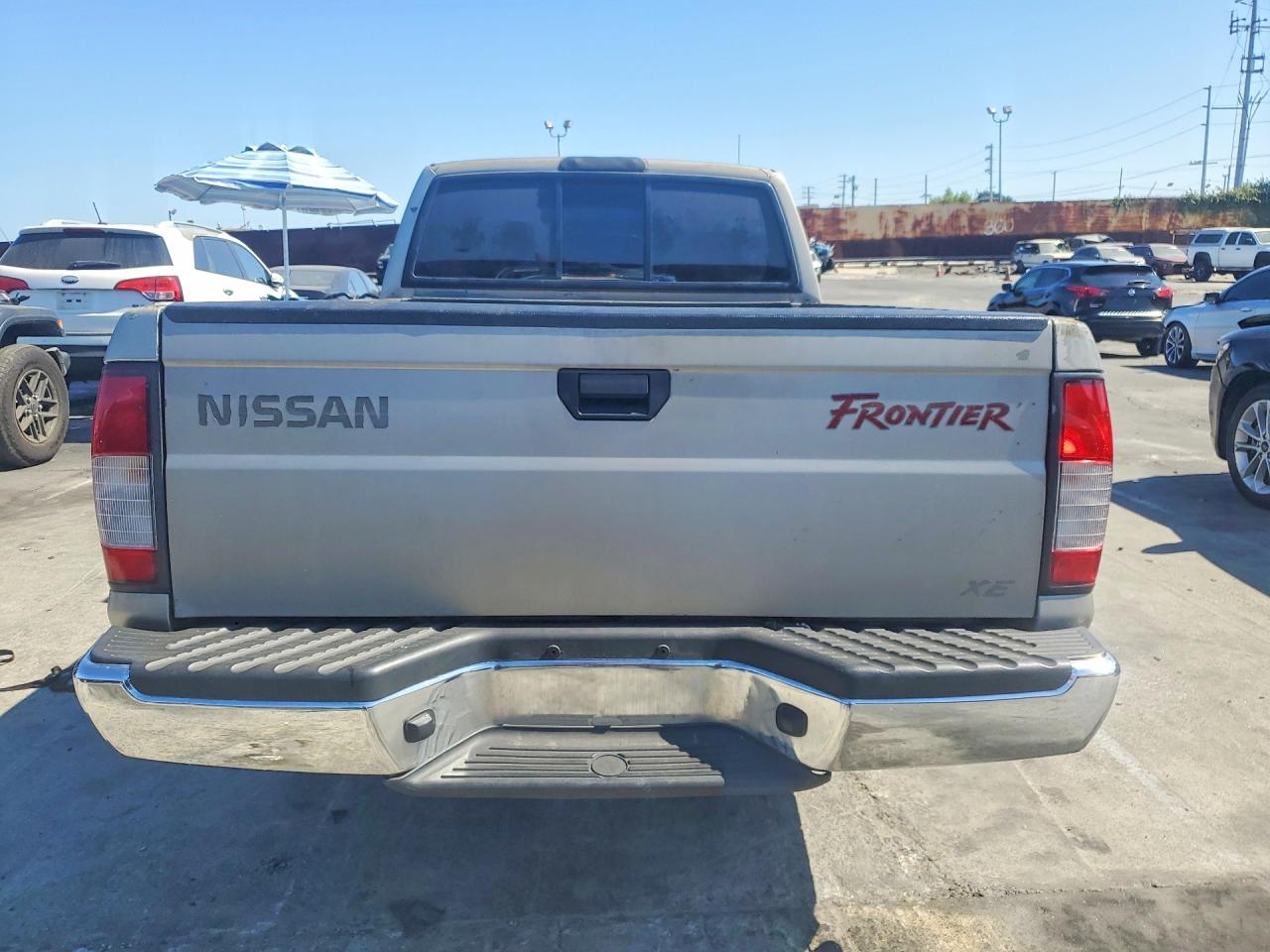2000 Nissan Frontier King Cab Xe Gray vin: 1N6DD26S7YC320269
