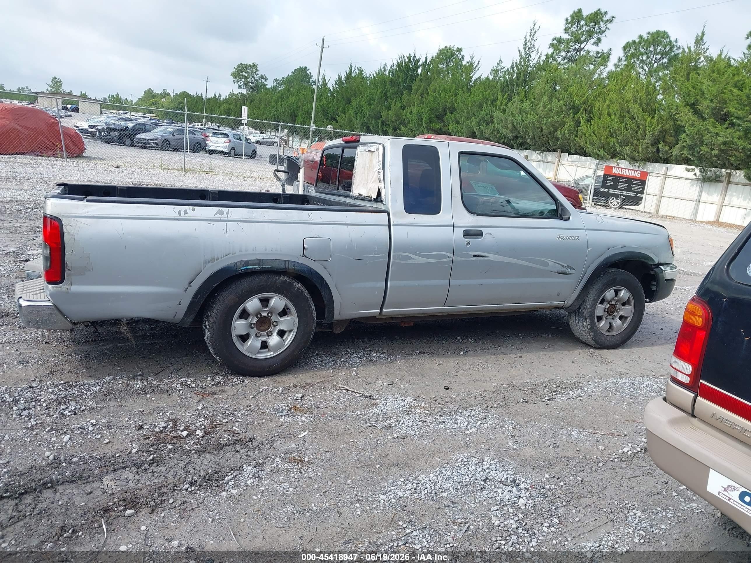 2000 Nissan Frontier 2wd Xe White vin: 1N6DD26S7YC345415