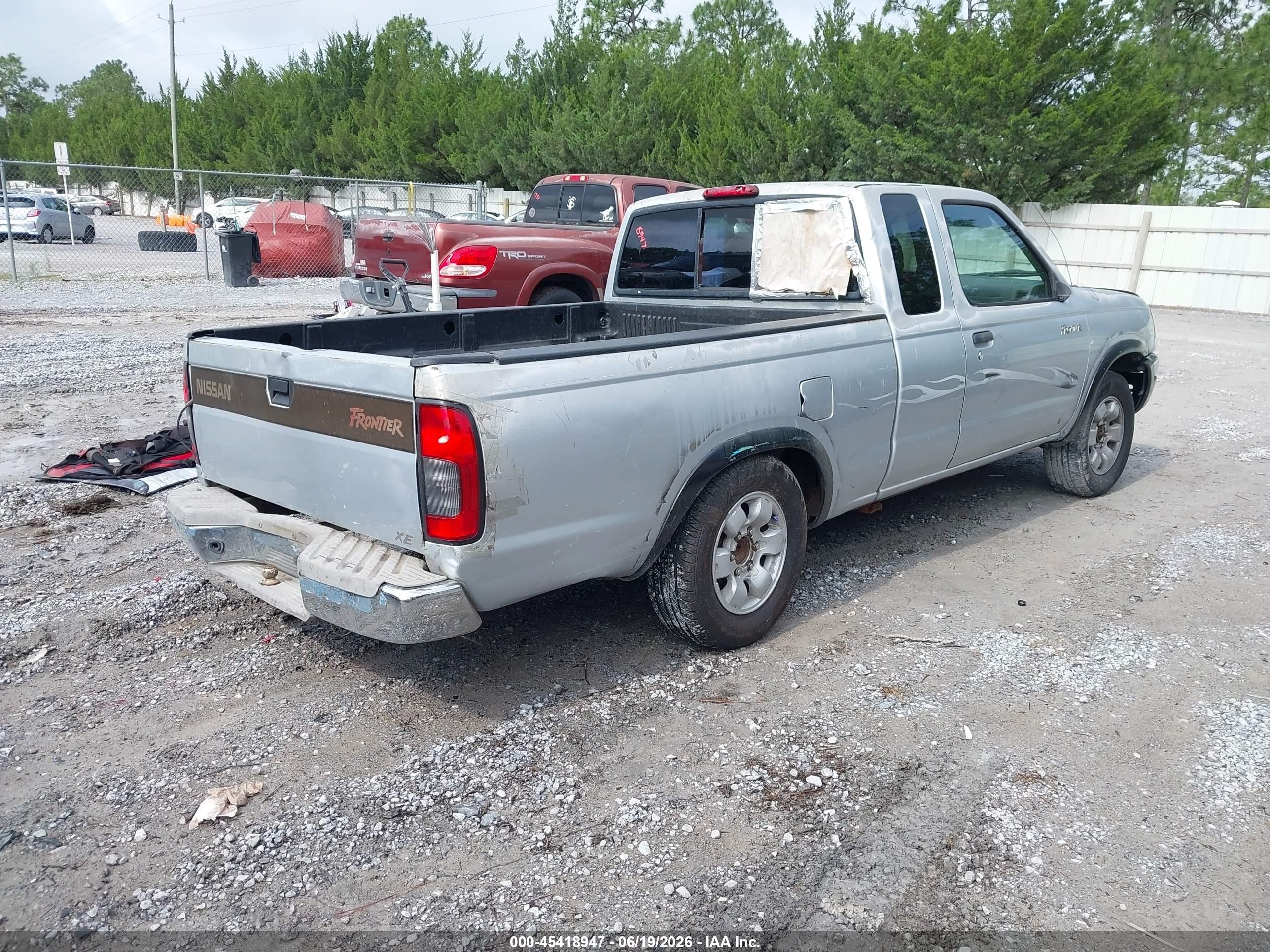 2000 Nissan Frontier 2wd Xe White vin: 1N6DD26S7YC345415