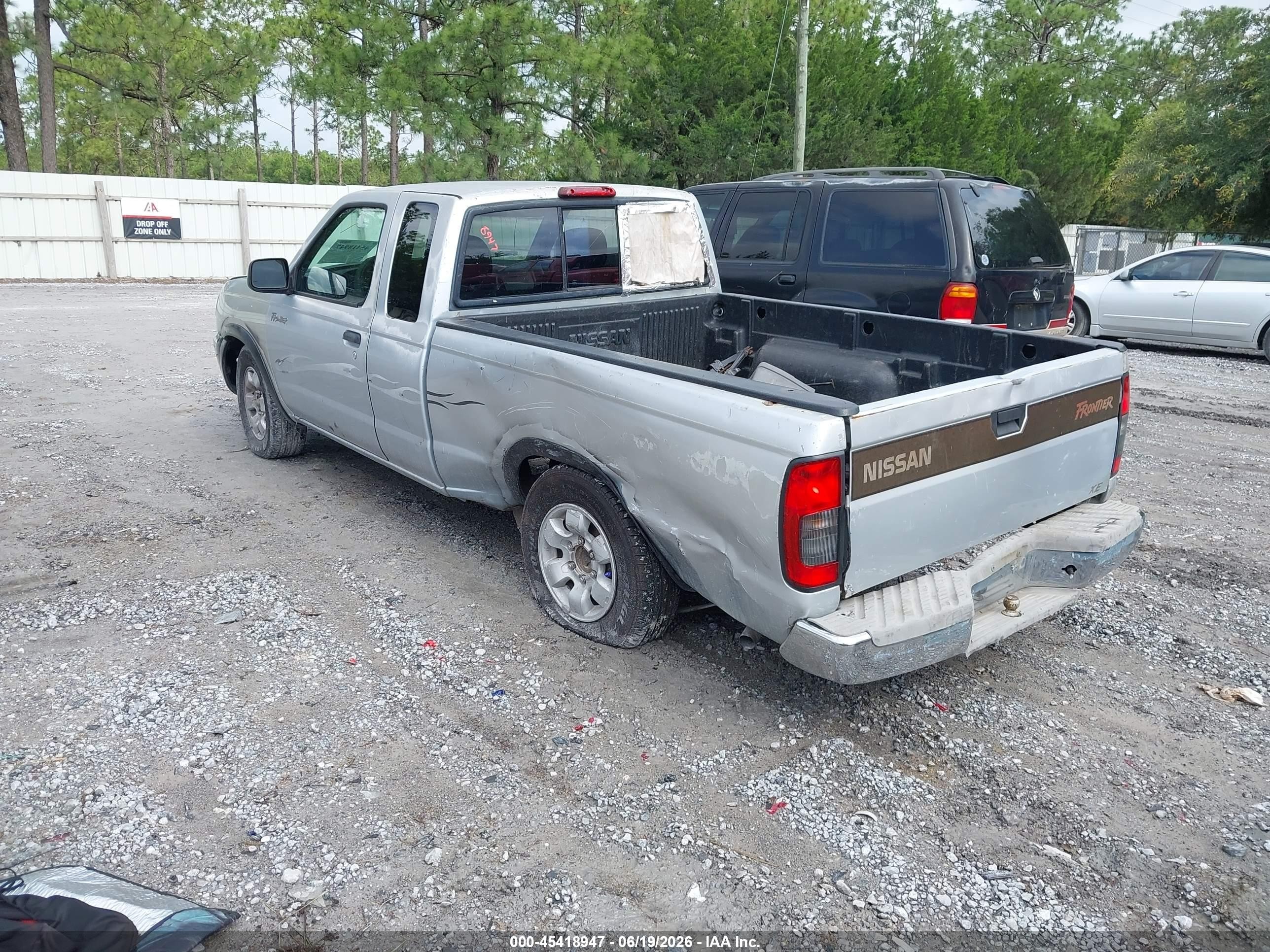 2000 Nissan Frontier 2wd Xe White vin: 1N6DD26S7YC345415