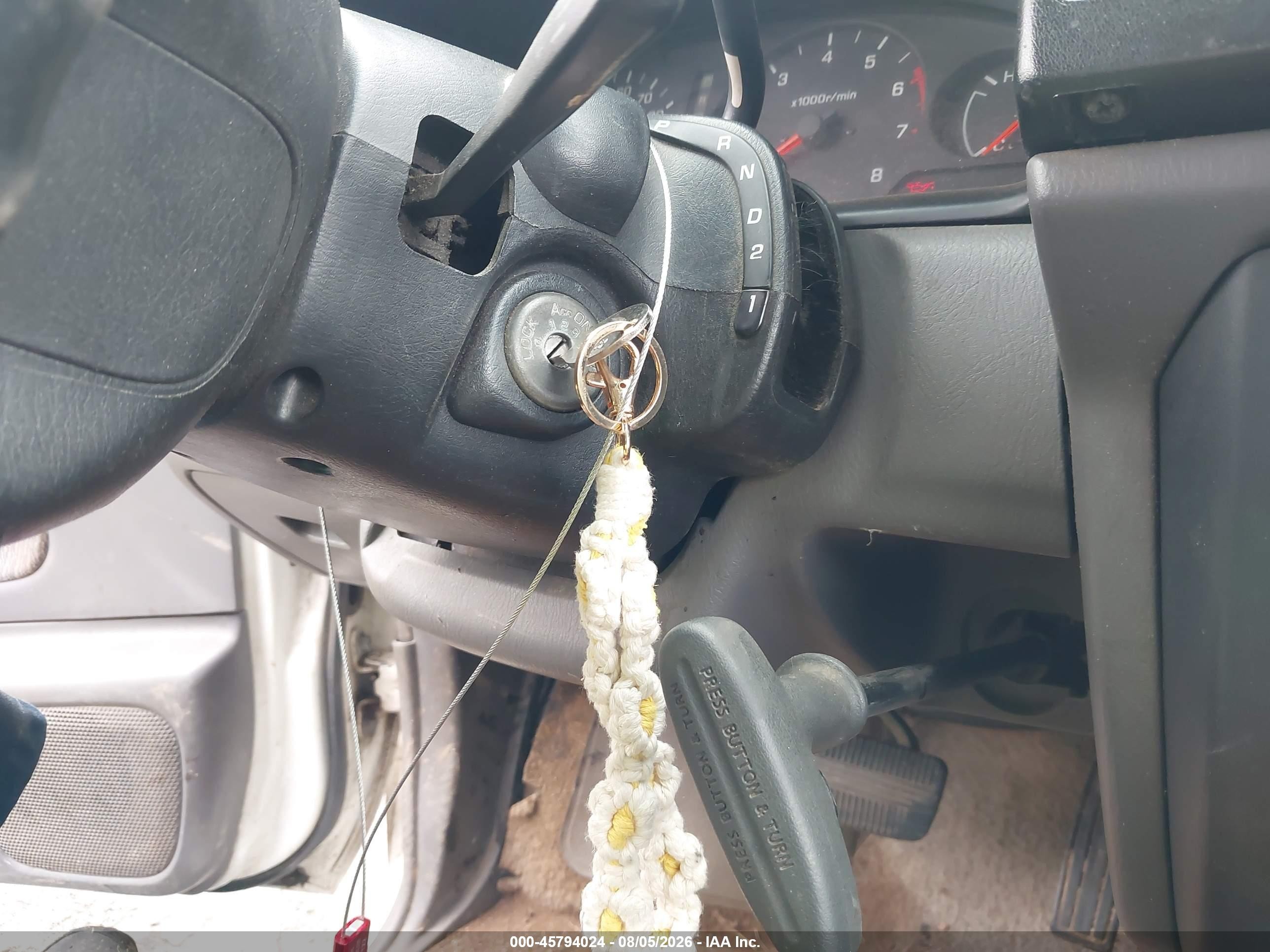 2000 Nissan Frontier Xe White vin: 1N6DD26S7YC430237
