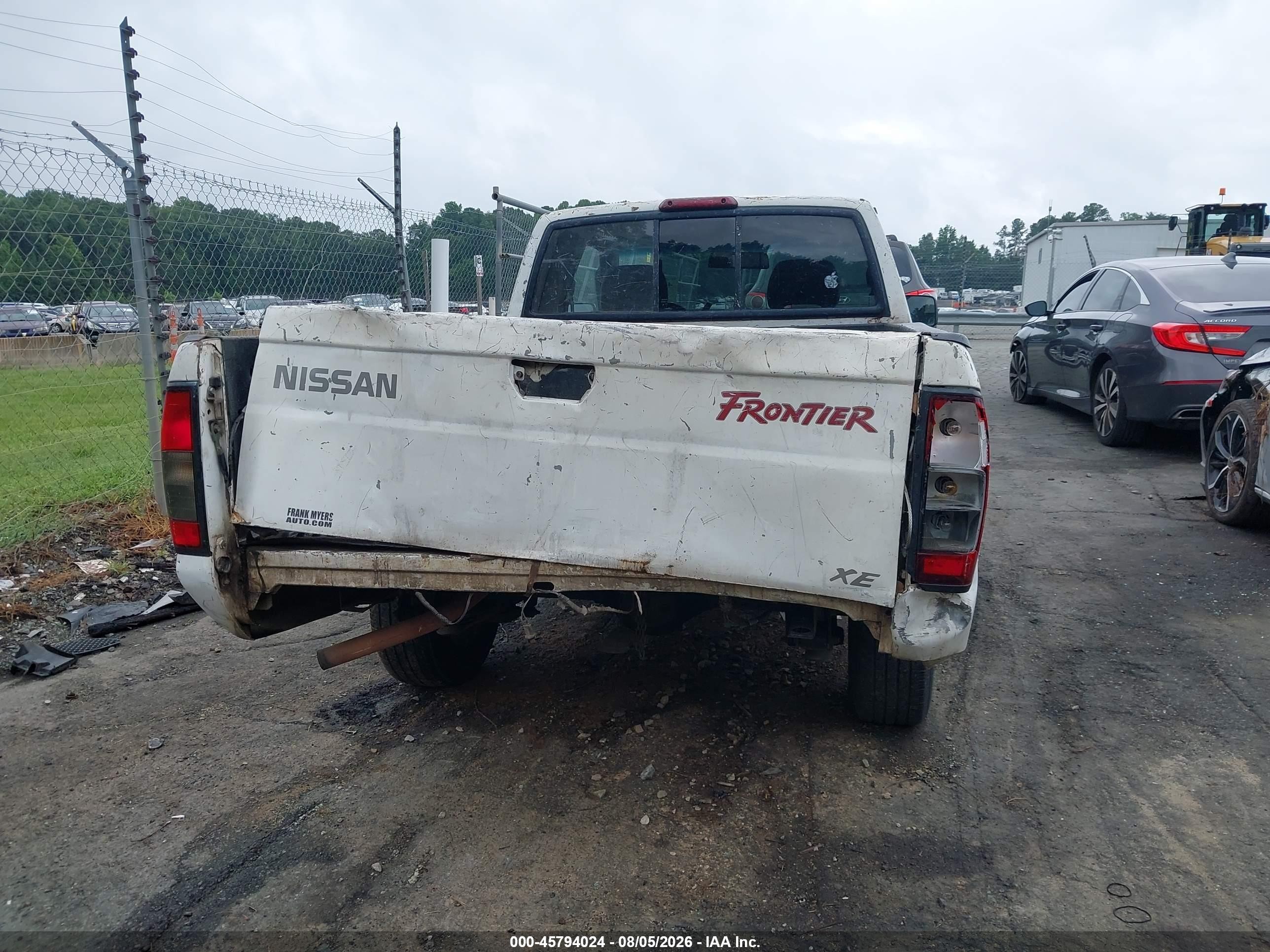 2000 Nissan Frontier Xe White vin: 1N6DD26S7YC430237