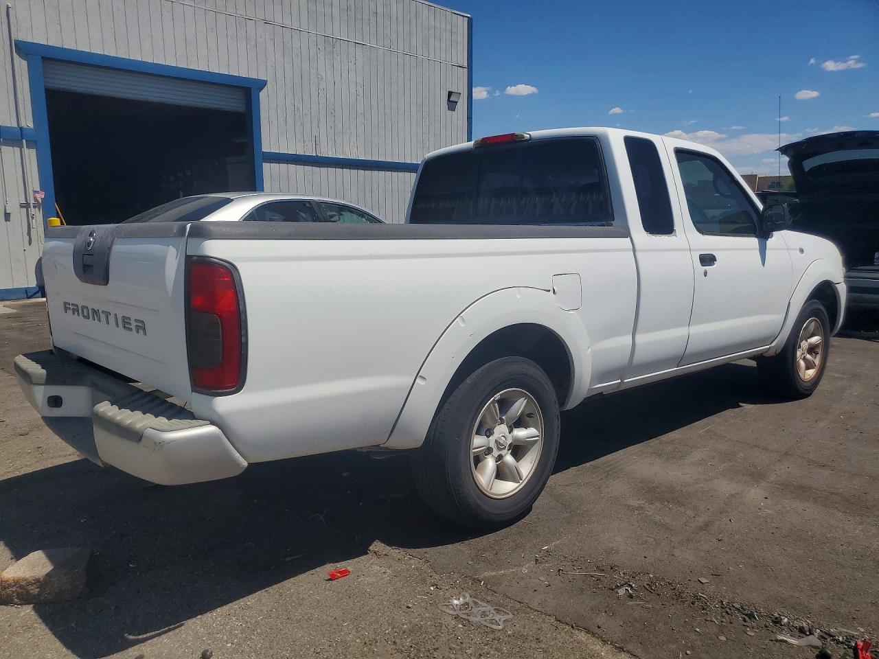 2002 Nissan Frontier King Cab Xe White vin: 1N6DD26S82C374882
