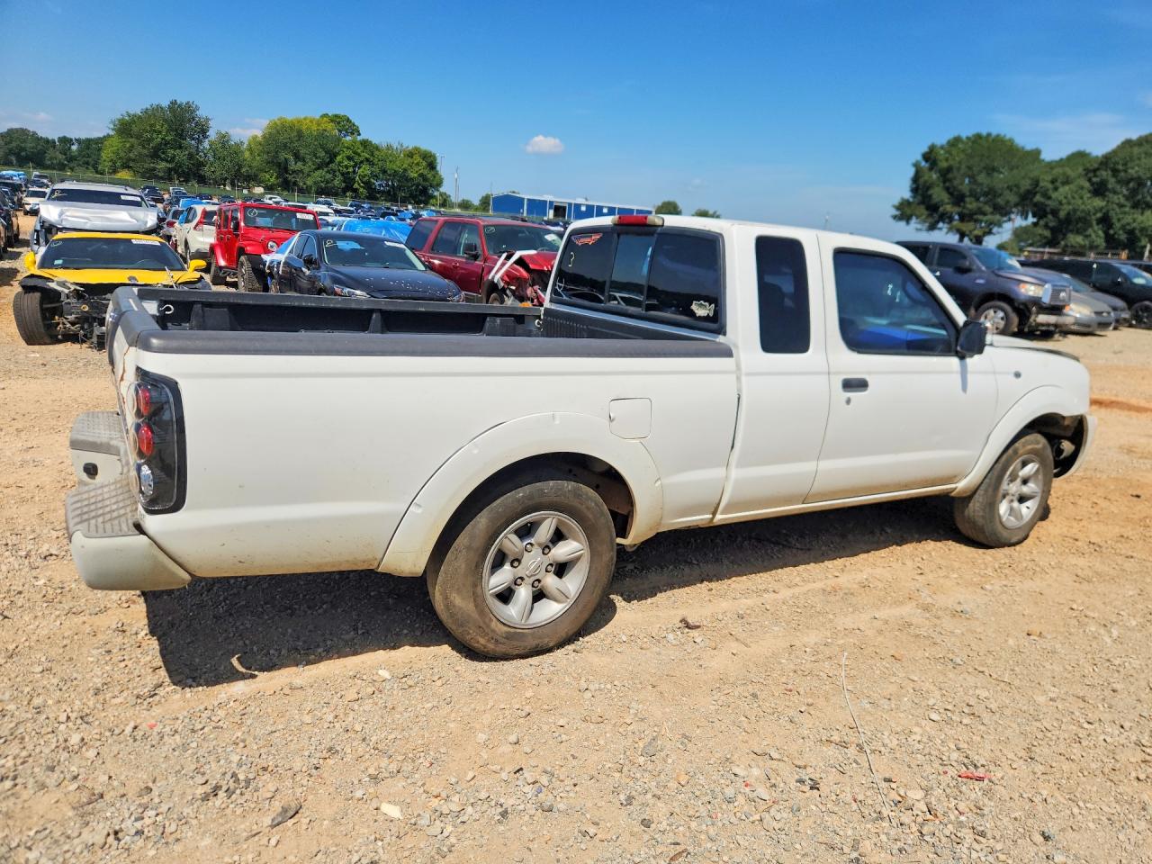 2002 Nissan Frontier Standard Белый vin: 1N6DD26S82C375868
