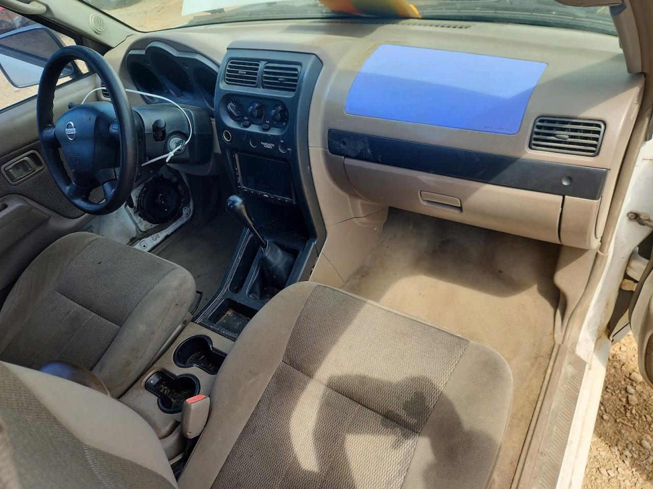 2002 Nissan Frontier Standard Белый vin: 1N6DD26S82C375868