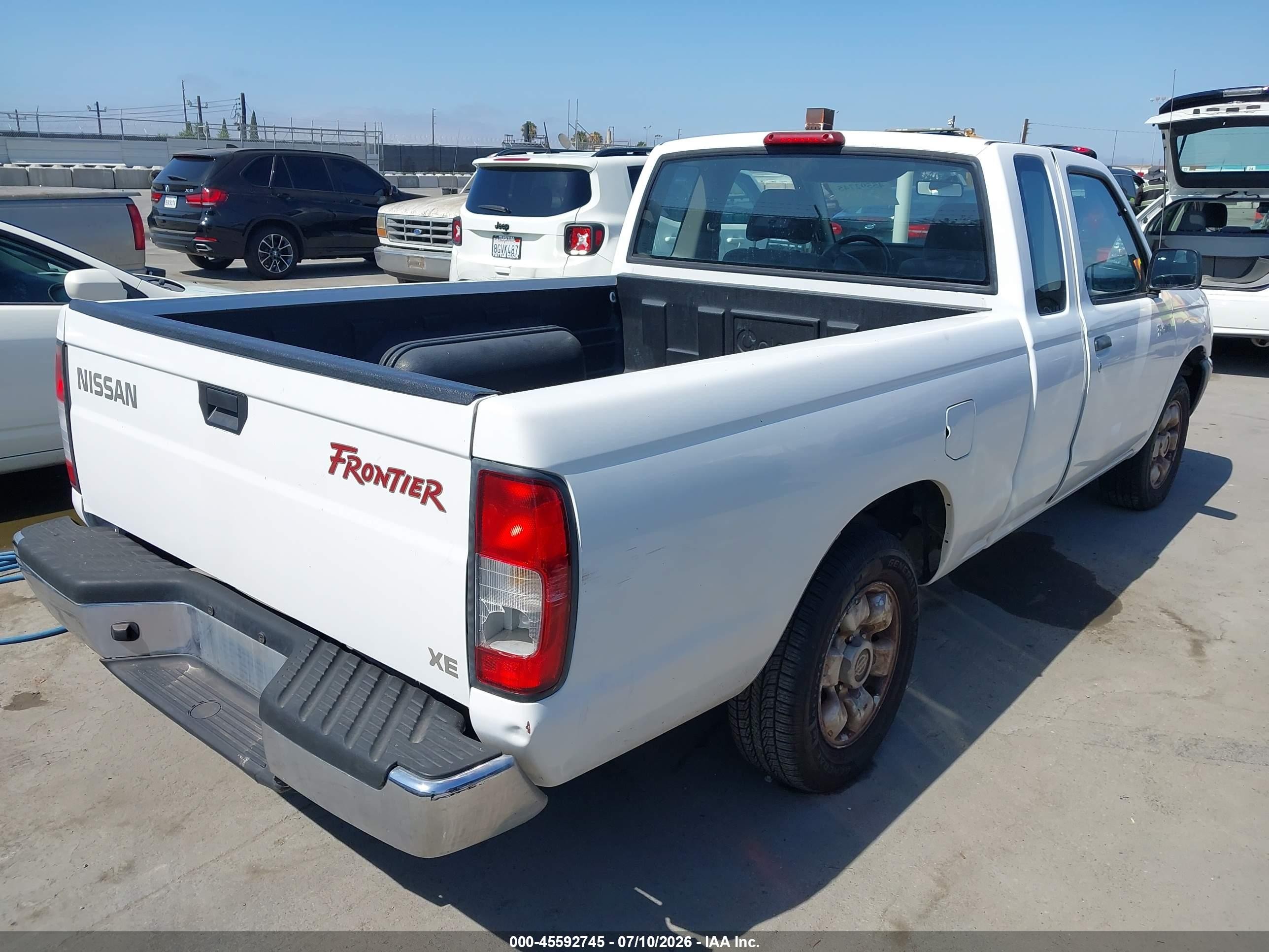 1998 Nissan Frontier Se/xe White vin: 1N6DD26S8WC329849