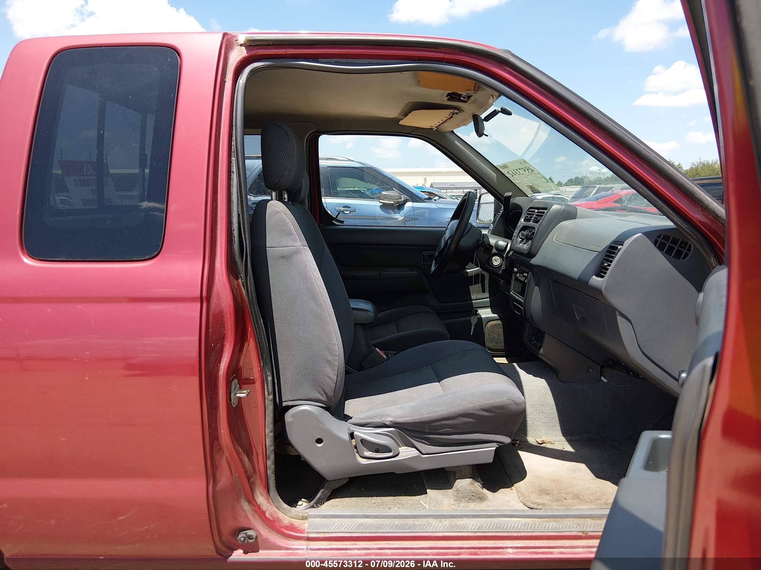 2001 Nissan Frontier Xe Burgundy vin: 1N6DD26SX1C398261