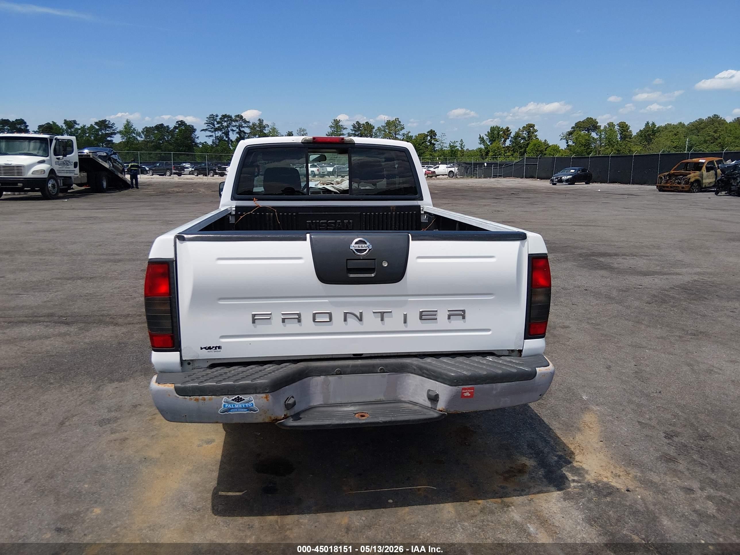 2002 Nissan Frontier Xe Белый vin: 1N6DD26SX2C314361