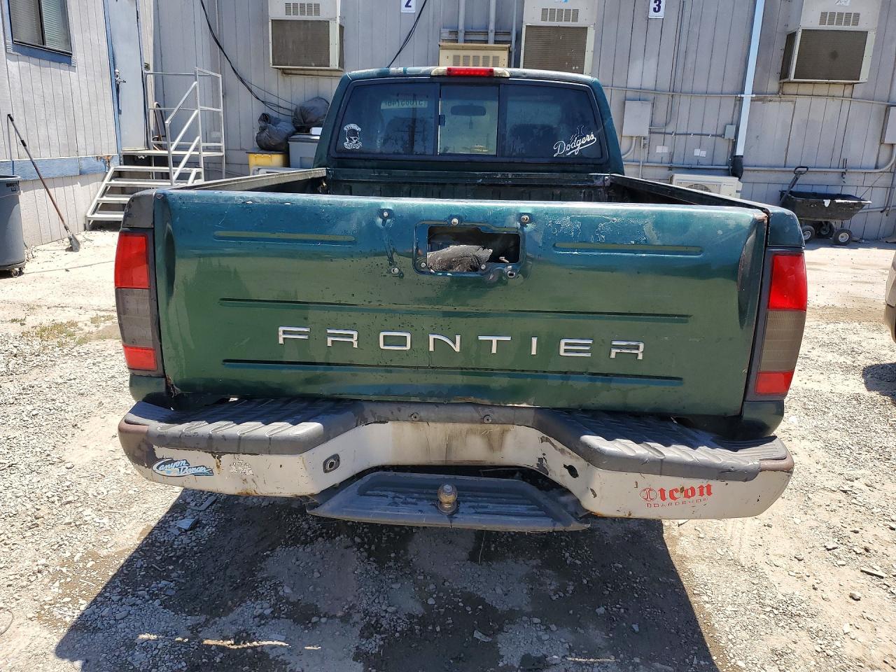 2002 Niss Frontier Green vin: 1N6DD26SX2C332889