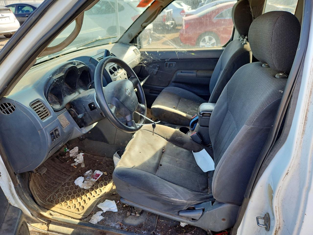 2003 Nissan Frontier Standard White vin: 1N6DD26T03C411711