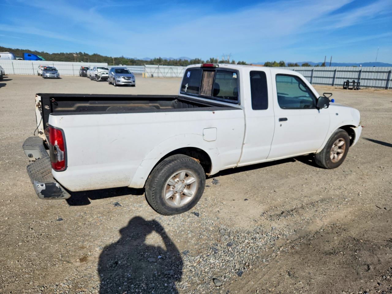 2003 Nissan Frontier Standard White vin: 1N6DD26T03C411711