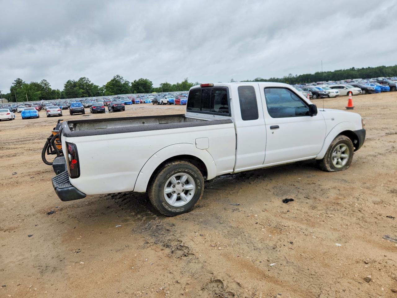 2003 Nissan Frontier King Cab Xe White vin: 1N6DD26T03C442604