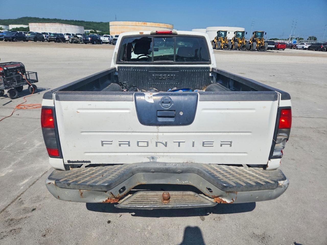 2003 Nissan Frontier King Cab Xe White vin: 1N6DD26T33C446372
