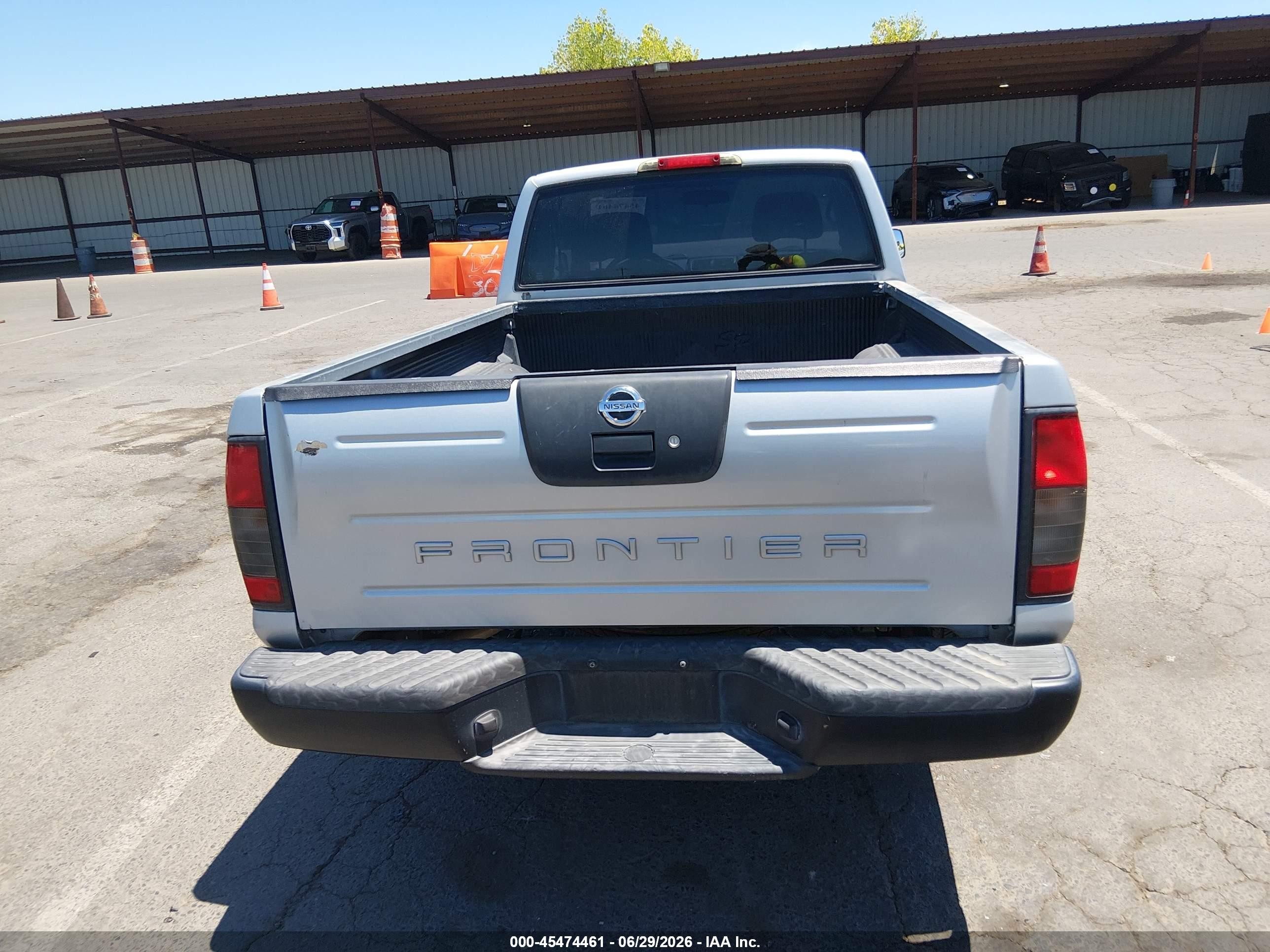 2003 Nissan Frontier Standard Silver vin: 1N6DD26T33C449756