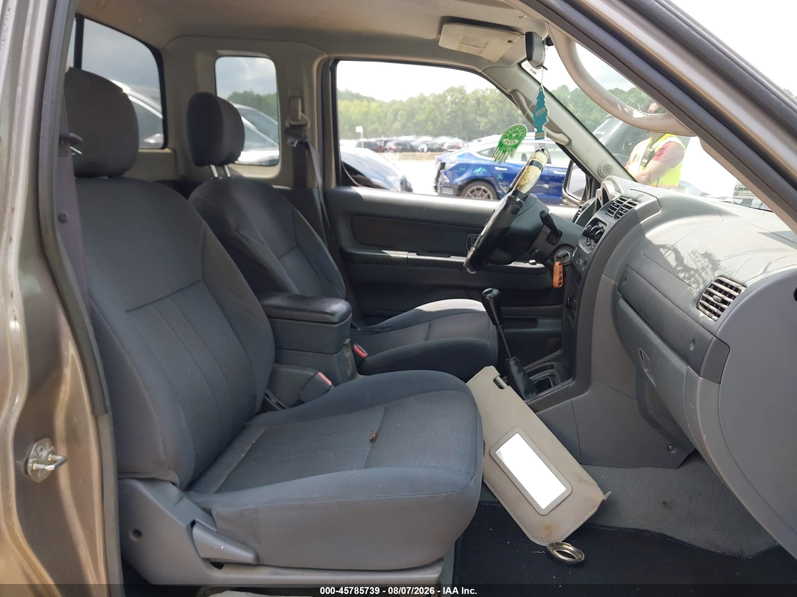 2004 Nissan Frontier Xe Beige vin: 1N6DD26T54C419465