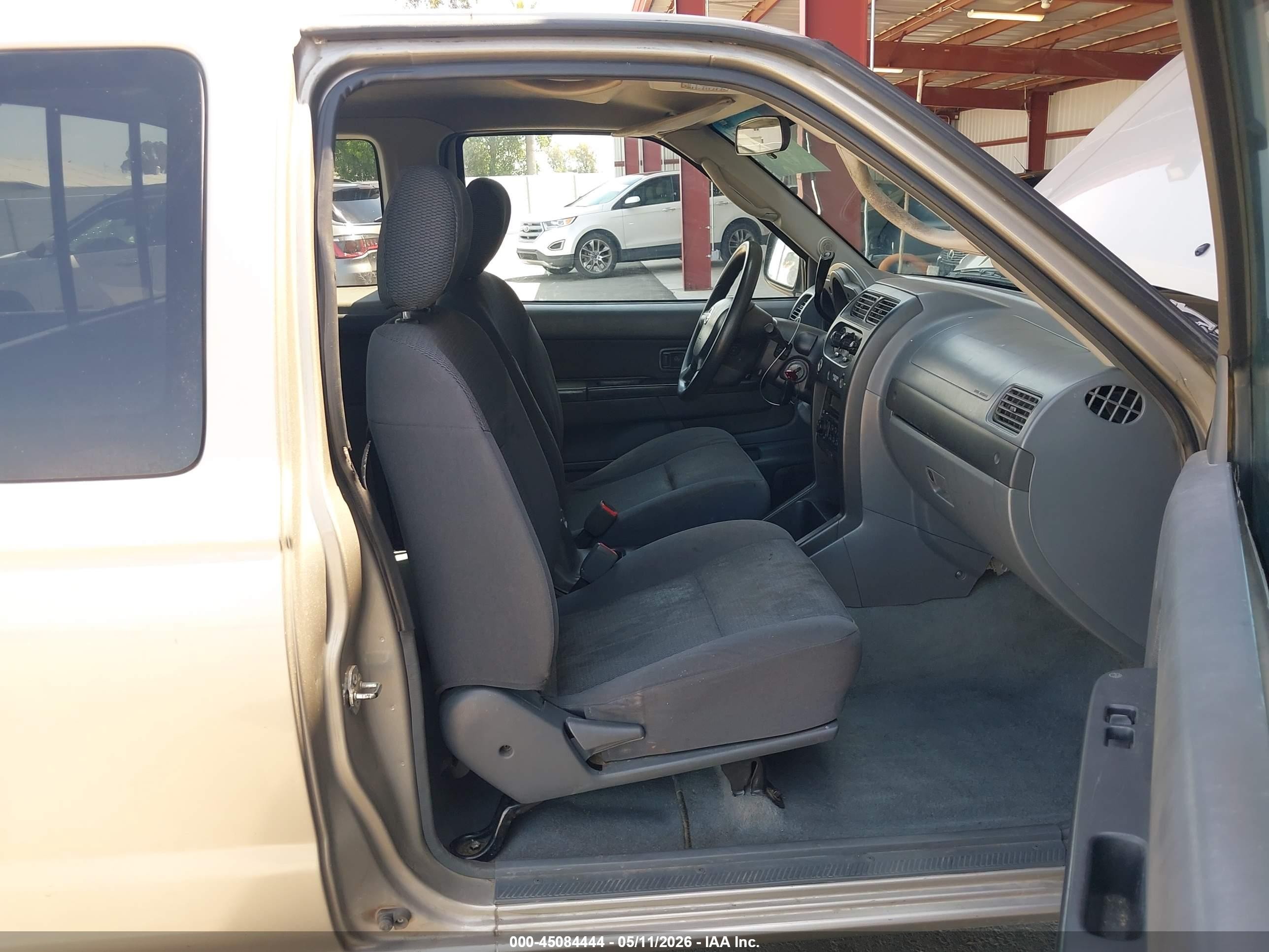 2004 Nissan Frontier Xe Silver vin: 1N6DD26T64C408233