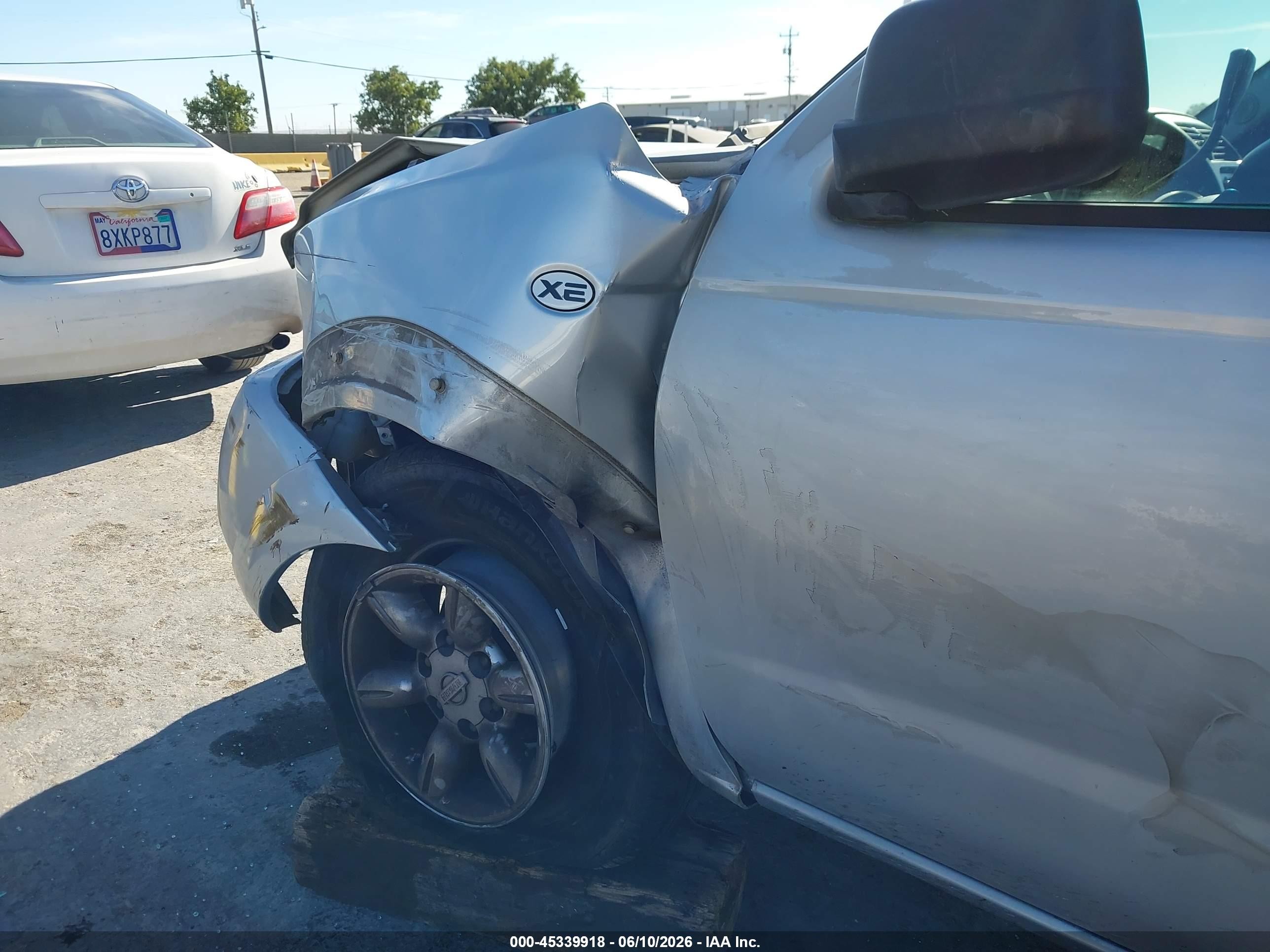 2004 Nissan Frontier Xe Silver vin: 1N6DD26T64C453656