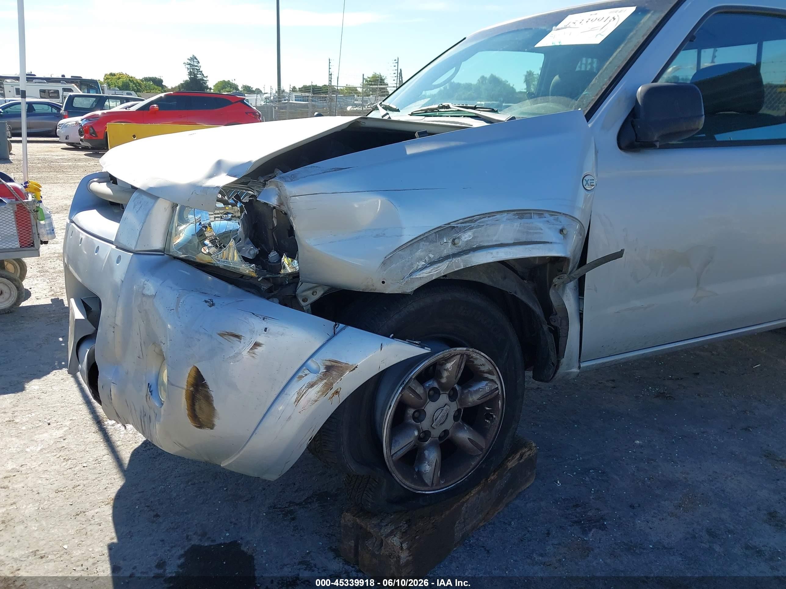 2004 Nissan Frontier Xe Silver vin: 1N6DD26T64C453656