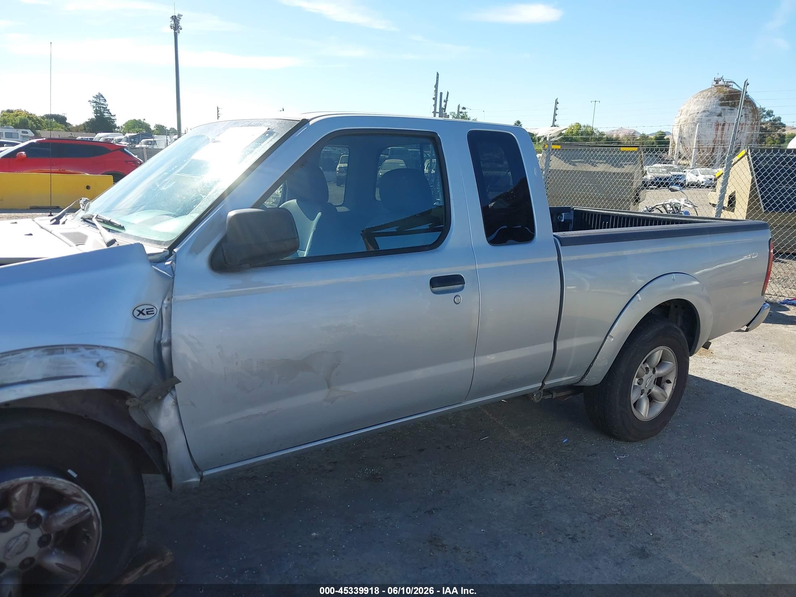 2004 Nissan Frontier Xe Silver vin: 1N6DD26T64C453656
