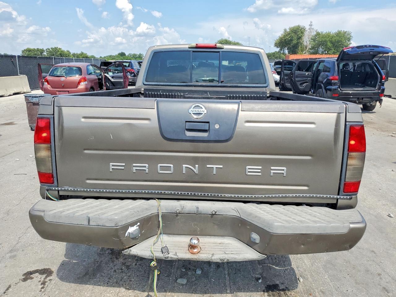 2004 Nissan Frontier Standard Tan vin: 1N6DD26T64C463510