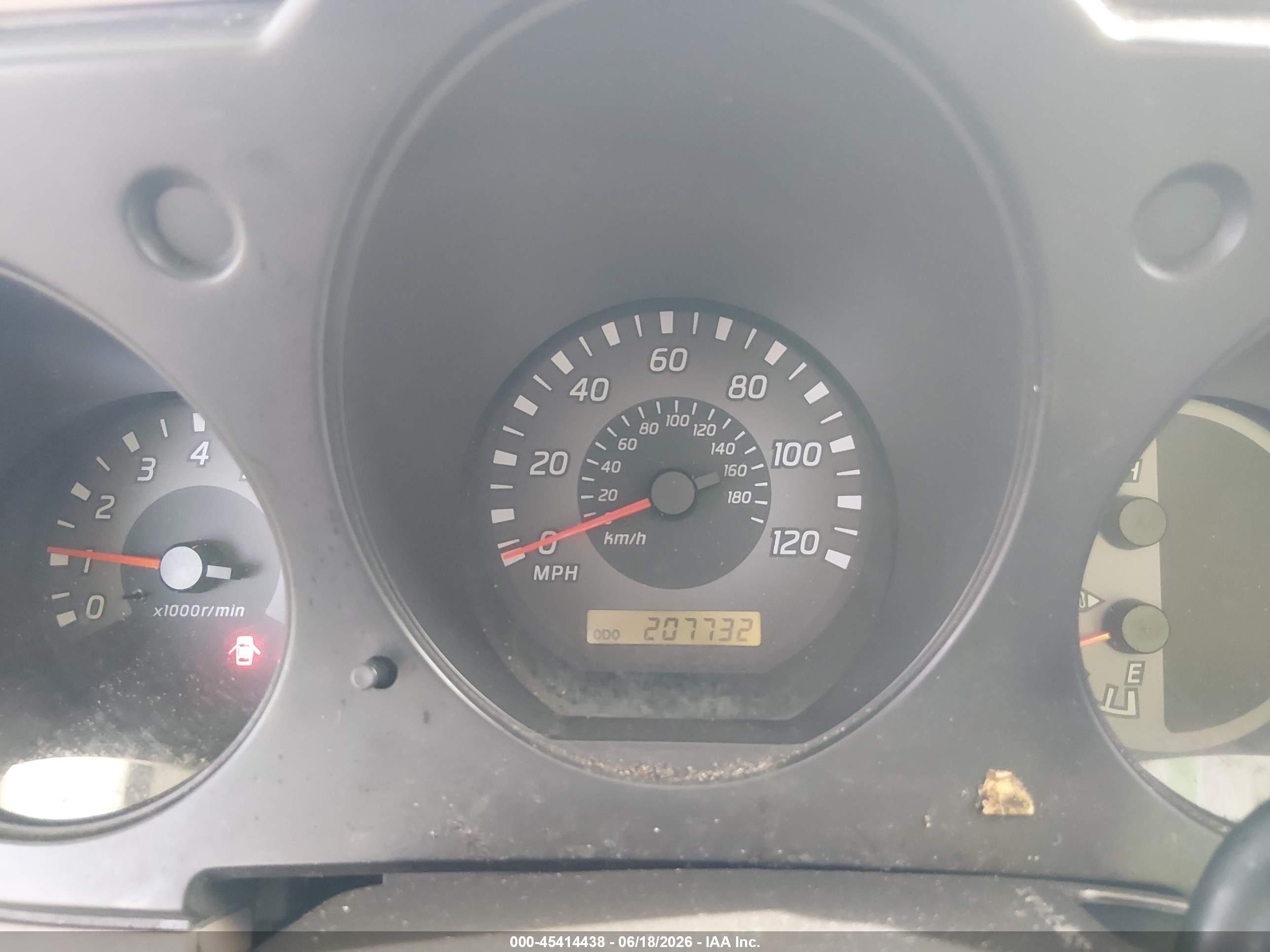 2003 Nissan Frontier Xe Champagne vin: 1N6DD26T73C469685