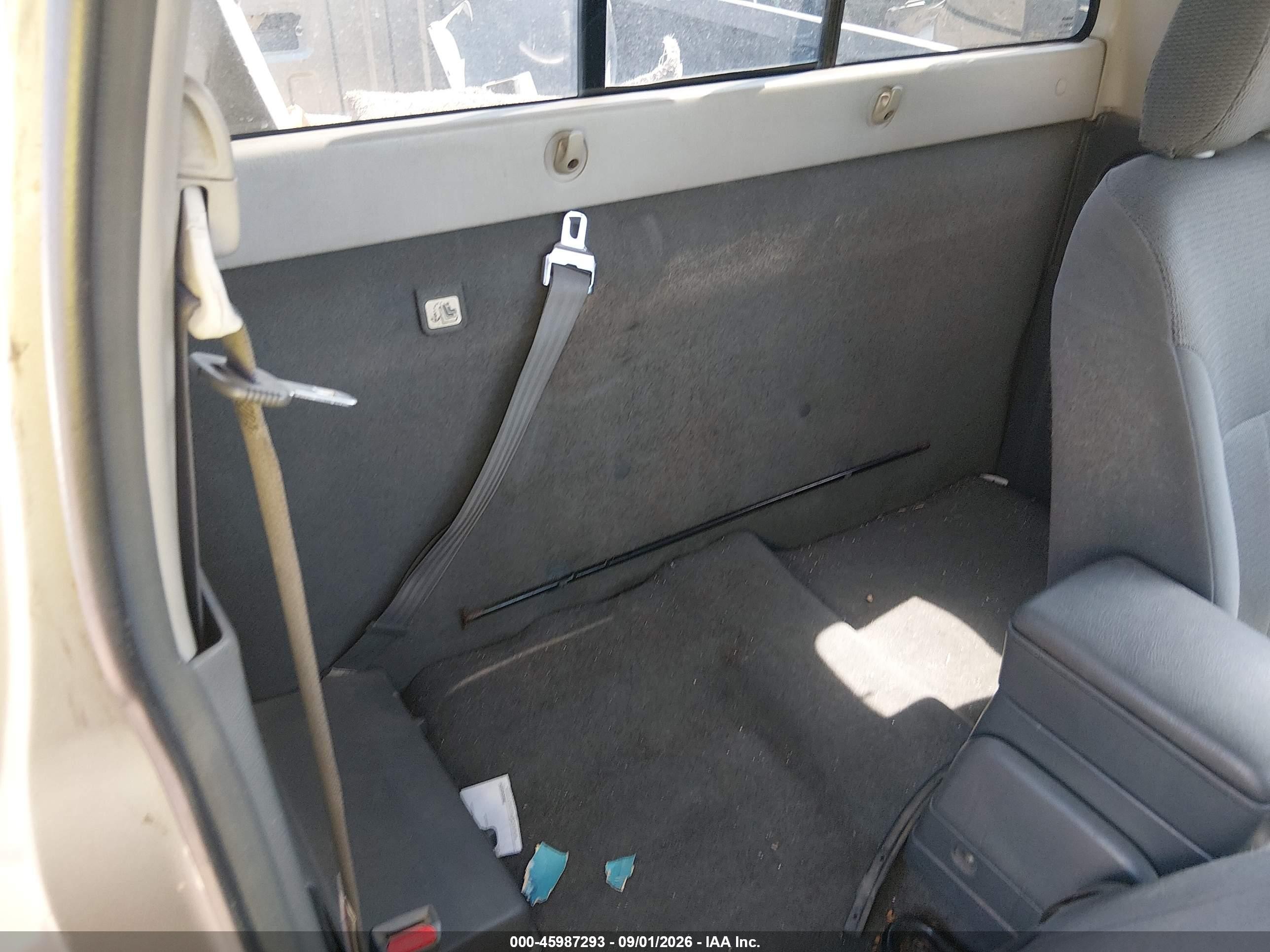 2004 Nissan Frontier Xe Серебряный vin: 1N6DD26T84C464867