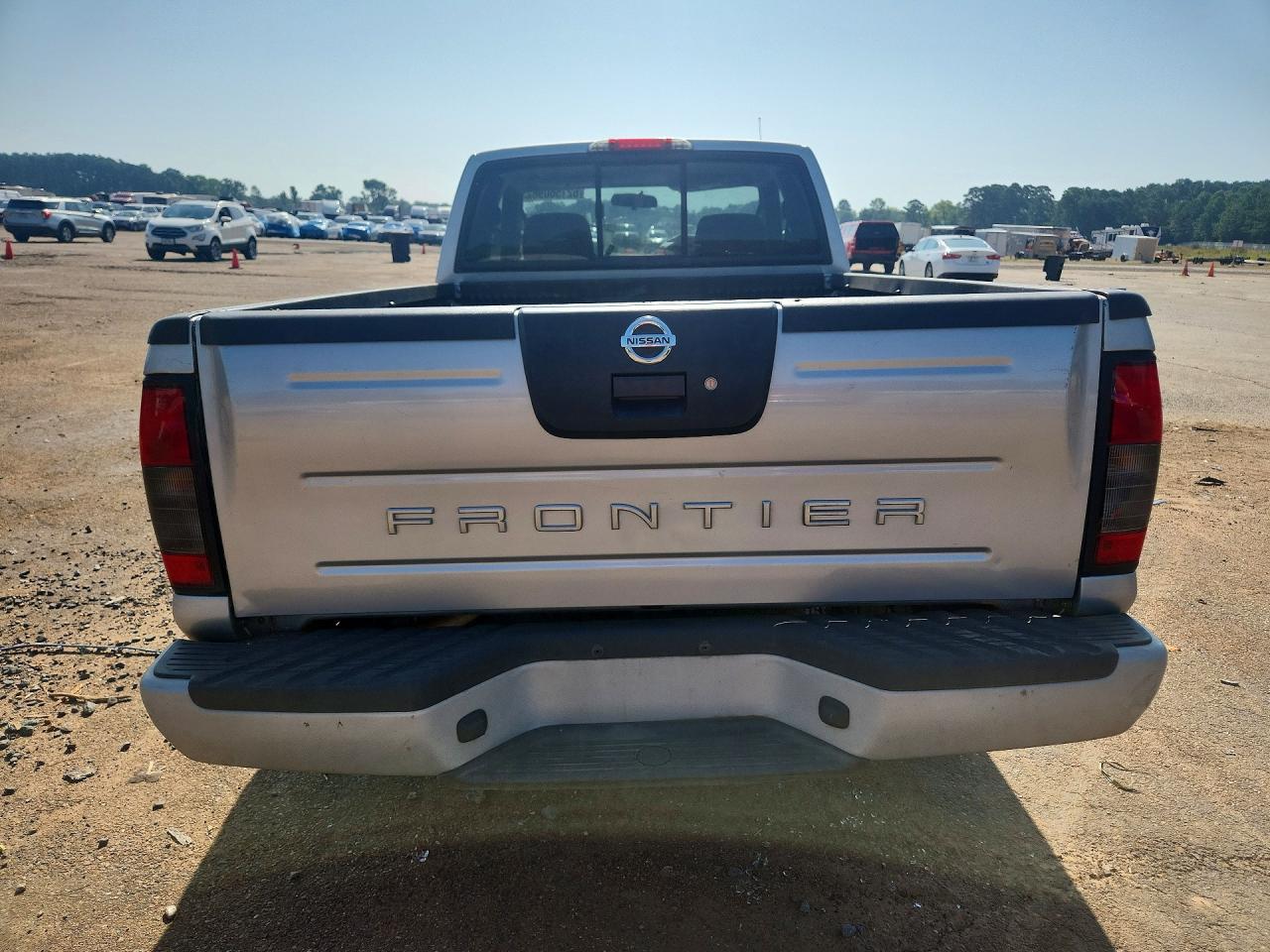 2004 Nissan Frontier Standard Silver vin: 1N6DD26T84C471575