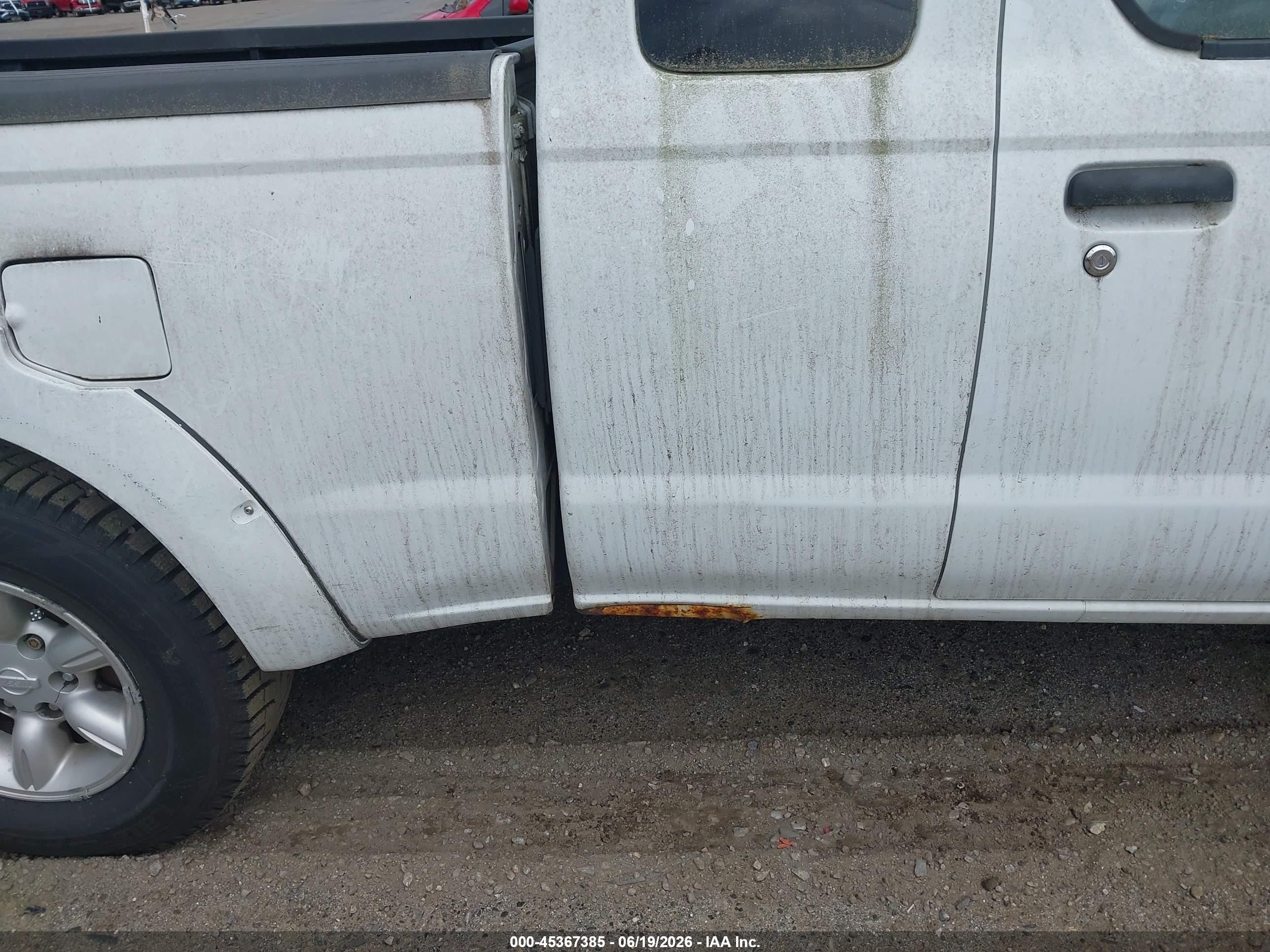 2003 Nissan Frontier Xe Белый vin: 1N6DD26T93C410539