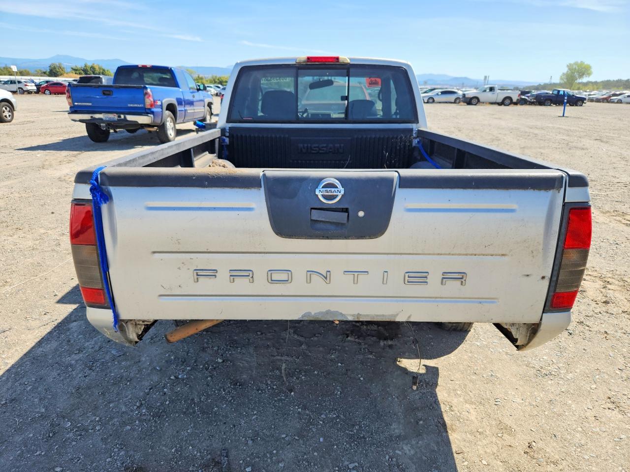 2004 Nissan Frontier Standard Silver vin: 1N6DD26T94C426855