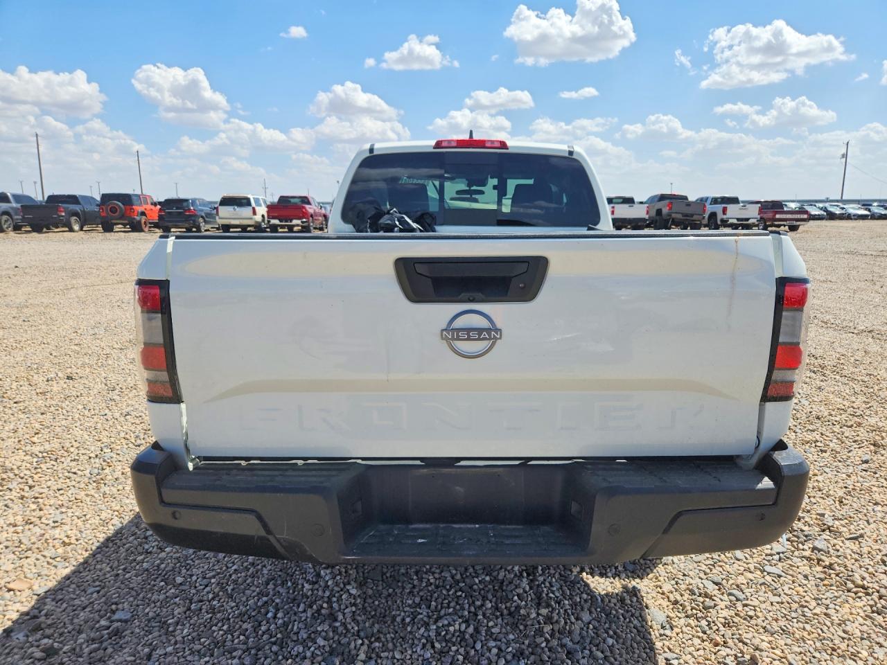 2025 Nissan Frontier S White vin: 1N6ED1CL7SN644331