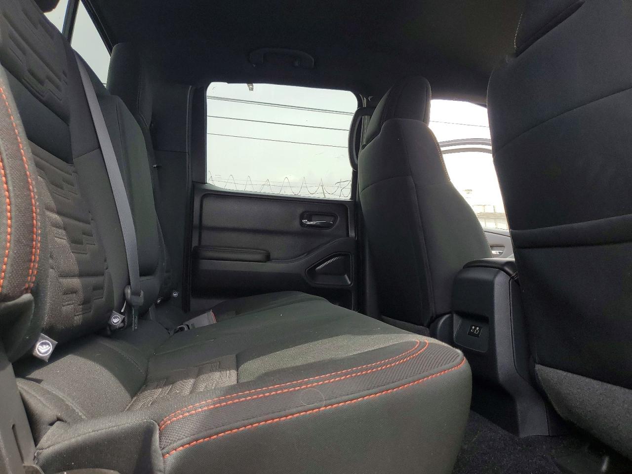 2025 Nissan Frontier Pro-x White vin: 1N6ED1EJ6SN637625