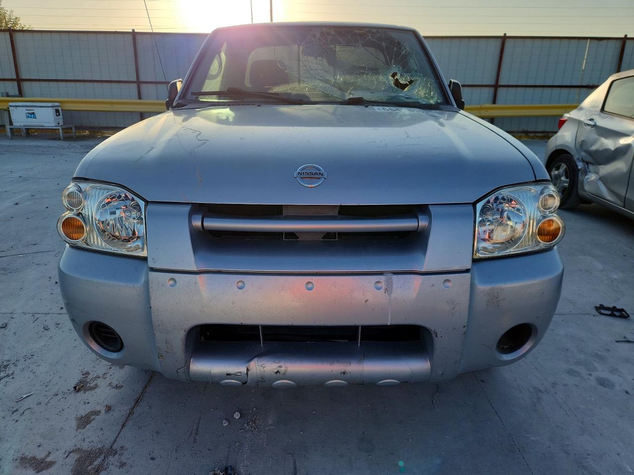 2003 Nissan Frontier Silver vin: 1N6ED26T13C450862