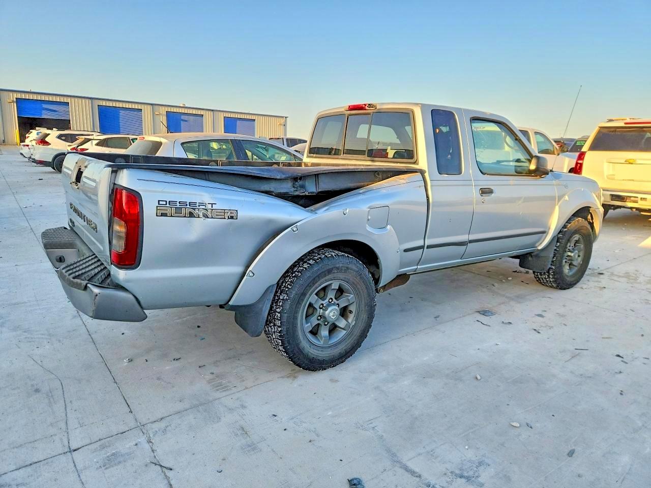 2003 Nissan Frontier Silver vin: 1N6ED26T13C450862