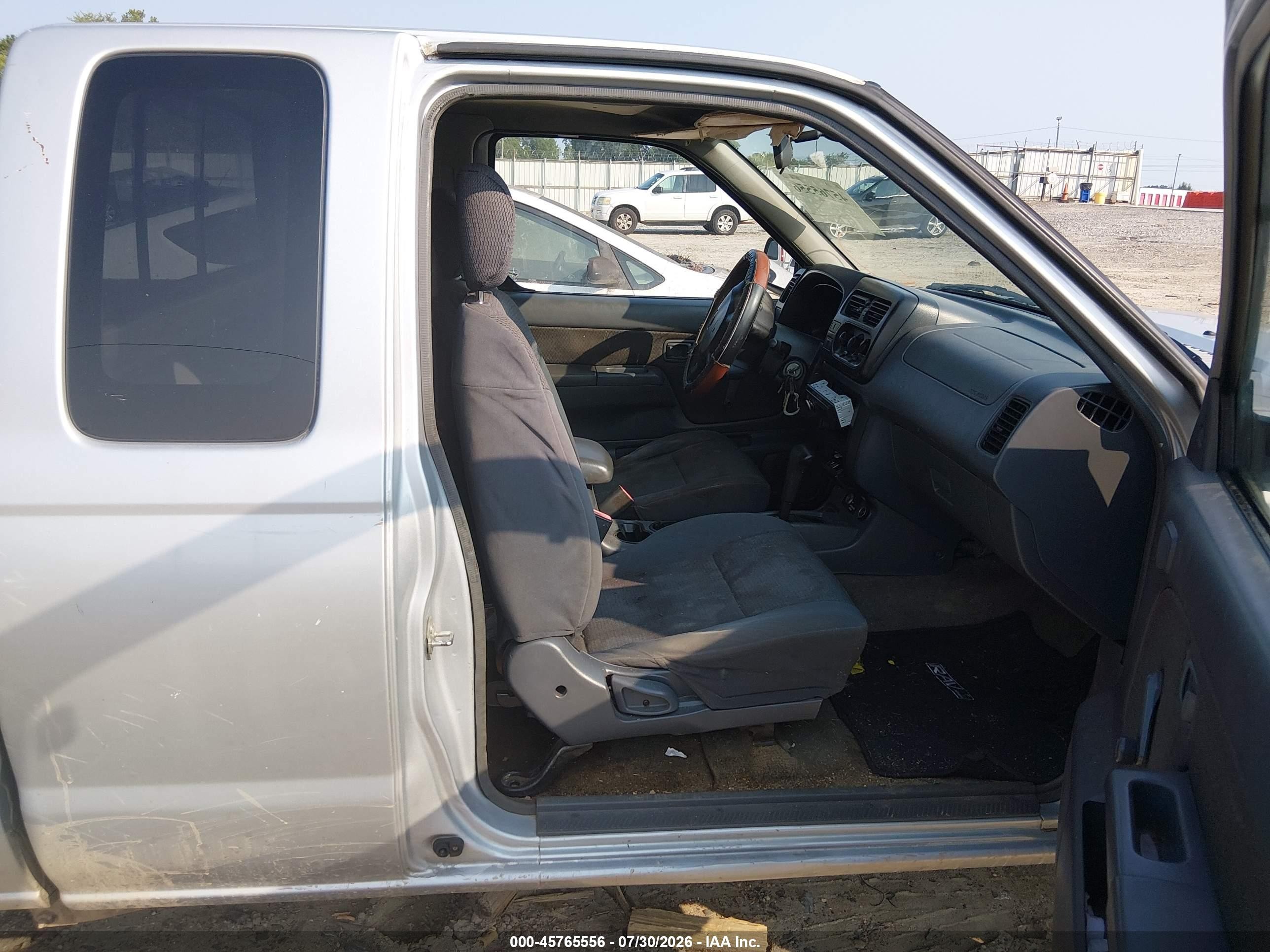 2001 Nissan Frontier 2wd Xe Desert Runner Silver vin: 1N6ED26T31C402177