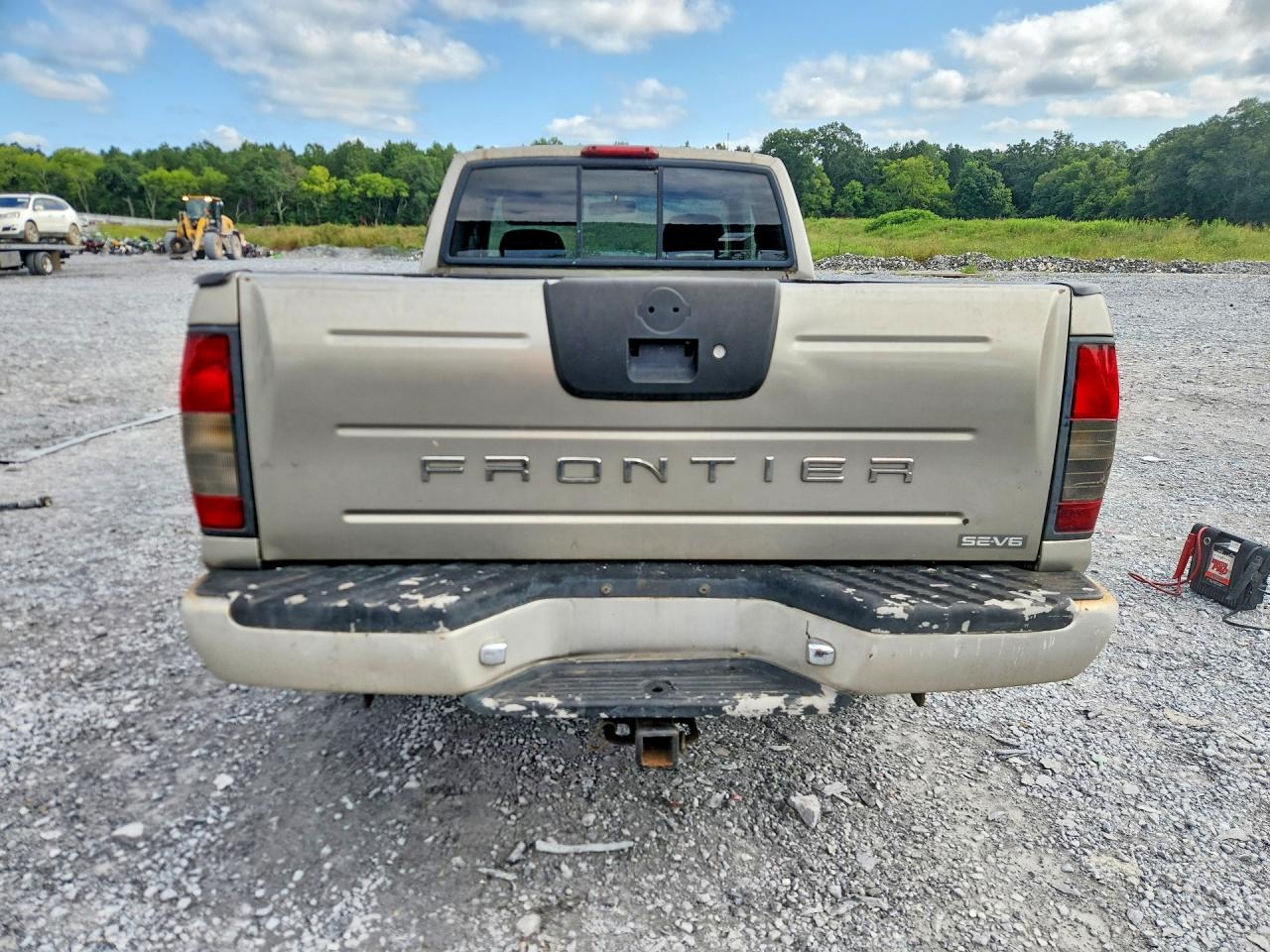 2001 Nissan Frontier Xe Desert Runner Gray vin: 1N6ED26T51C320466