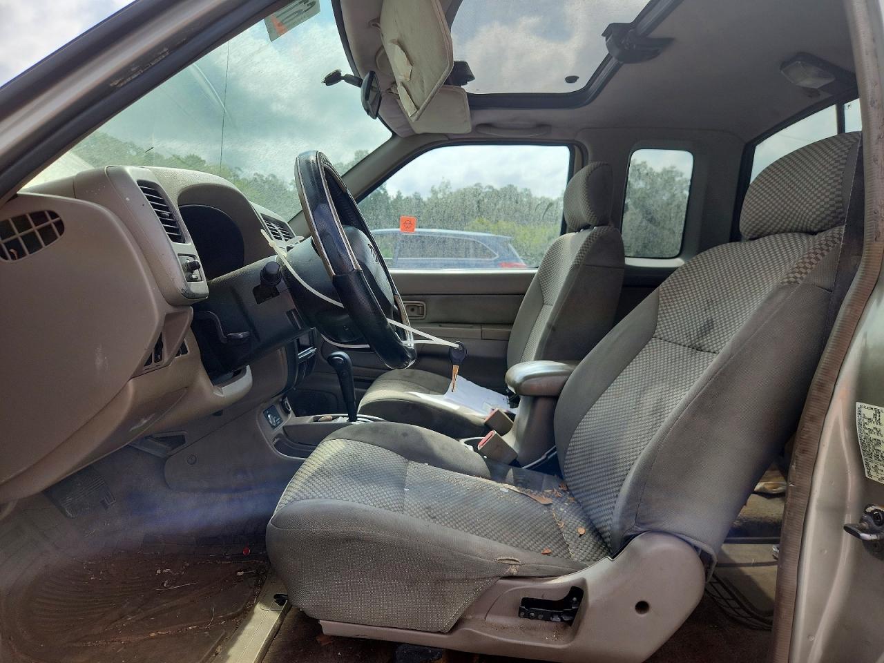 2001 Nissan Frontier Xe Desert Runner Gray vin: 1N6ED26T51C320466