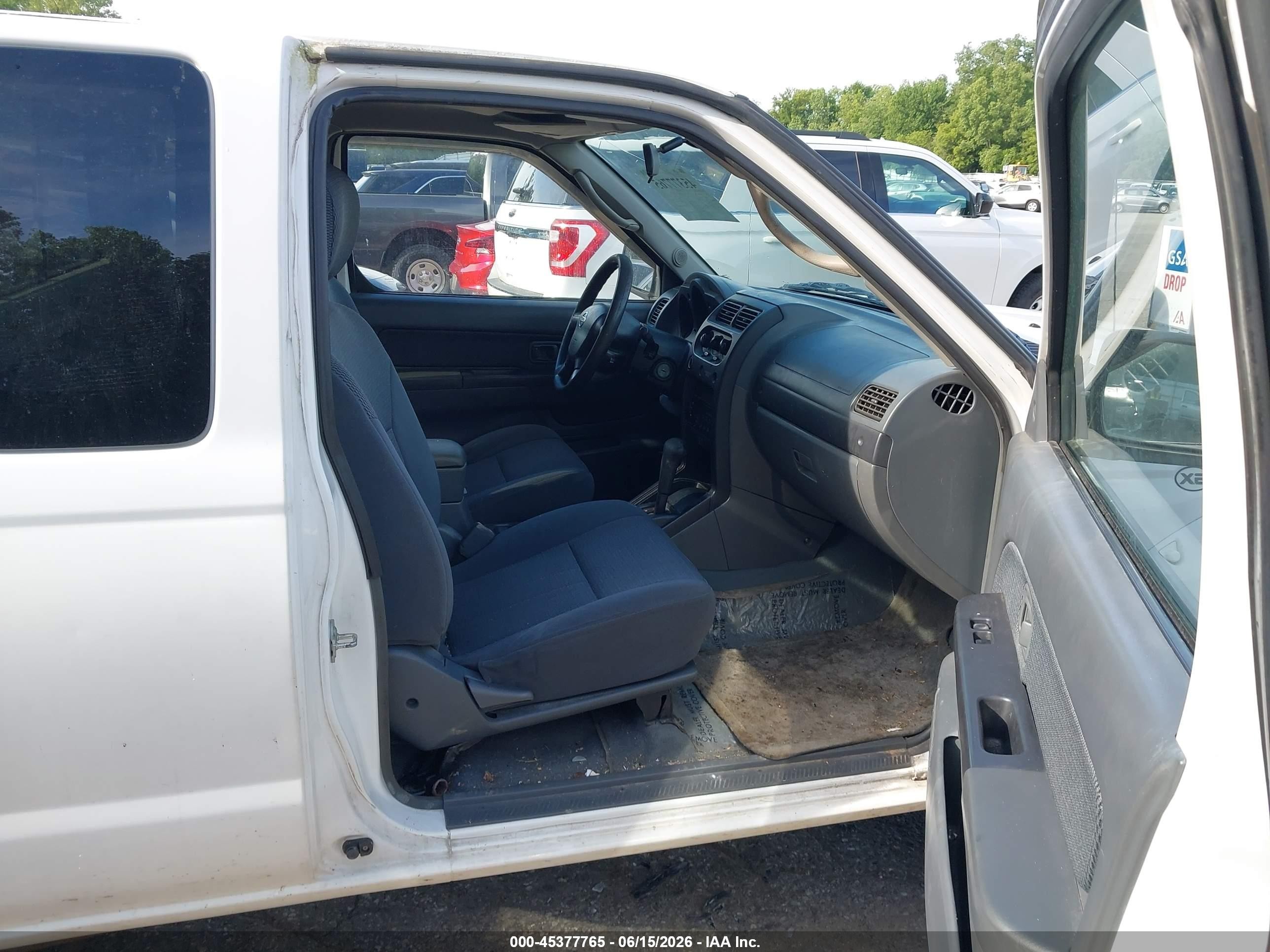 2004 Nissan Frontier Desert Runner Xe-v6 White vin: 1N6ED26T74C422307