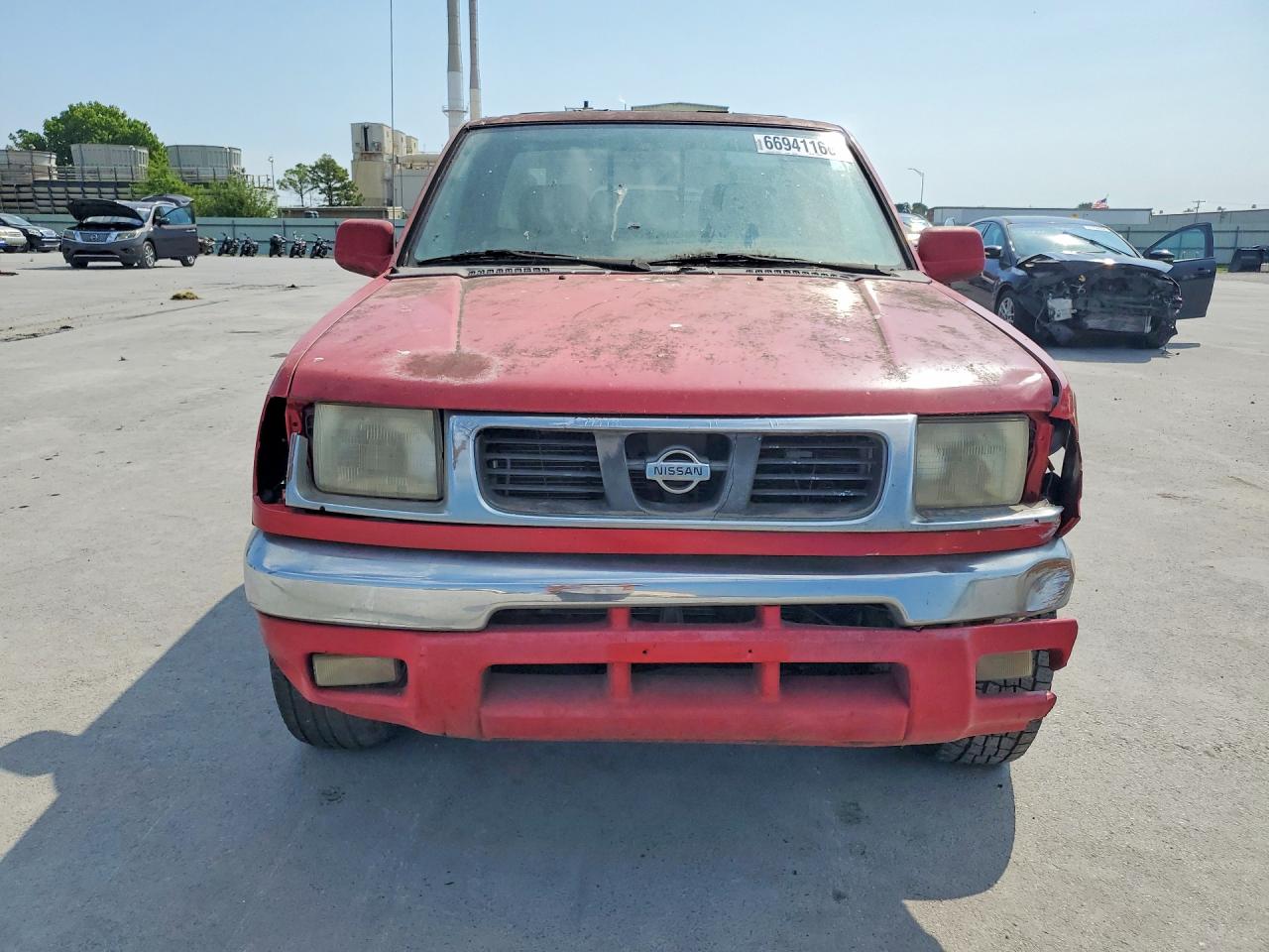2000 Nissan Frontier Xe Desert Runner Red vin: 1N6ED26T7YC316929