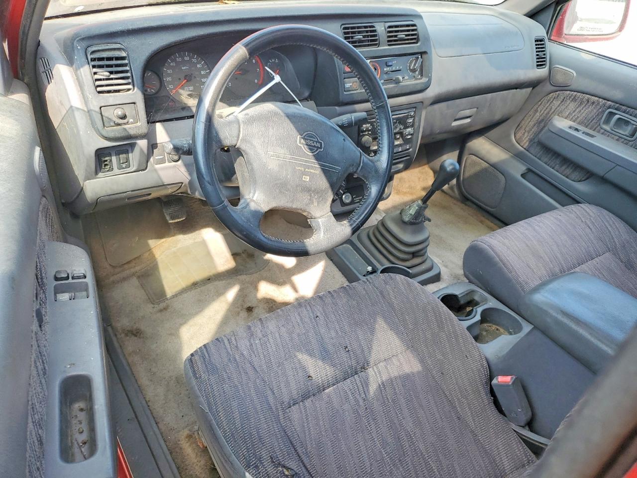 2000 Nissan Frontier Xe Desert Runner Red vin: 1N6ED26T7YC316929