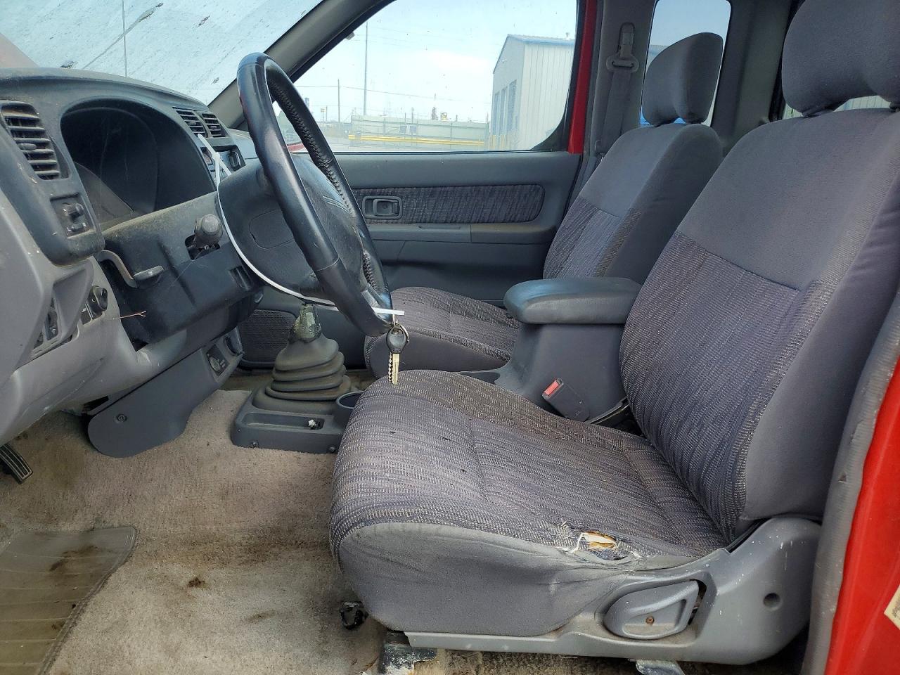 2000 Nissan Frontier Xe Desert Runner Red vin: 1N6ED26T7YC316929