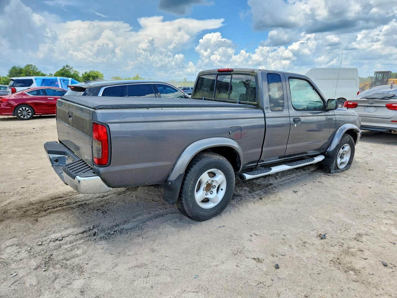 2000 Nissan Frontier Xe Desert Runner Gray vin: 1N6ED26T8YC329303