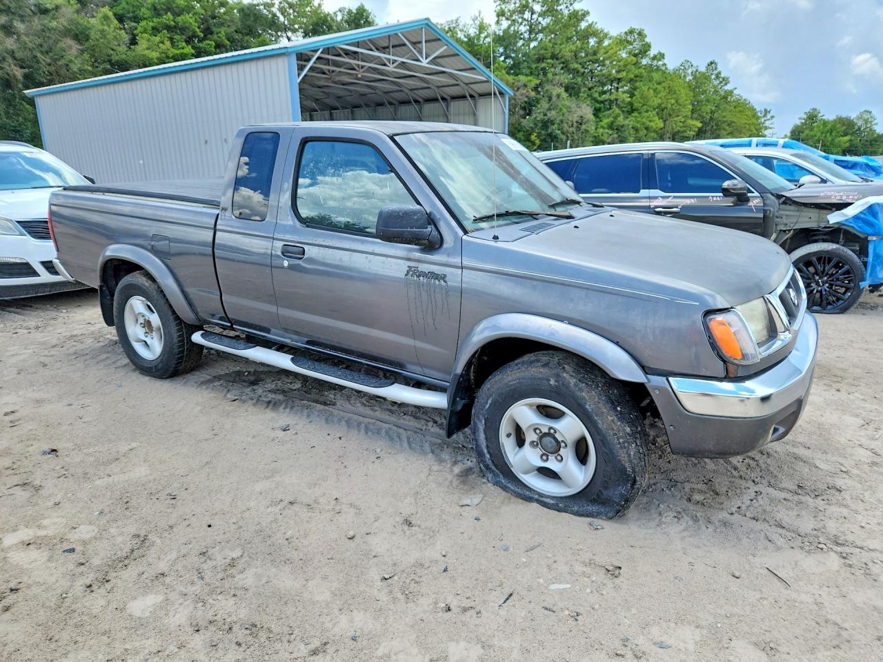 2000 Nissan Frontier Xe Desert Runner Gray vin: 1N6ED26T8YC329303